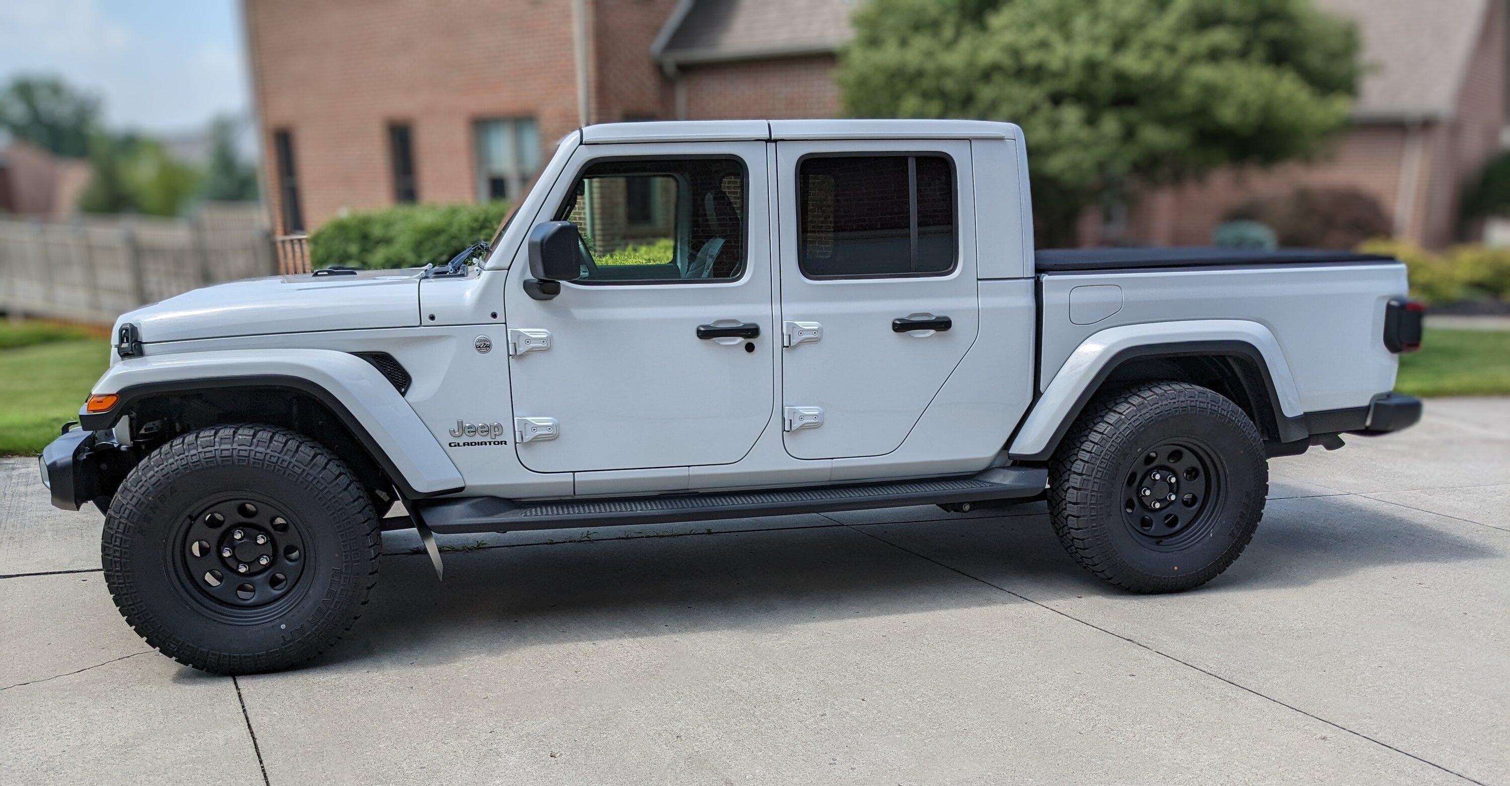 Jeep Gladiator Circle 8 or 5 Spoke Steelies? PXL_20220720_161453311~2