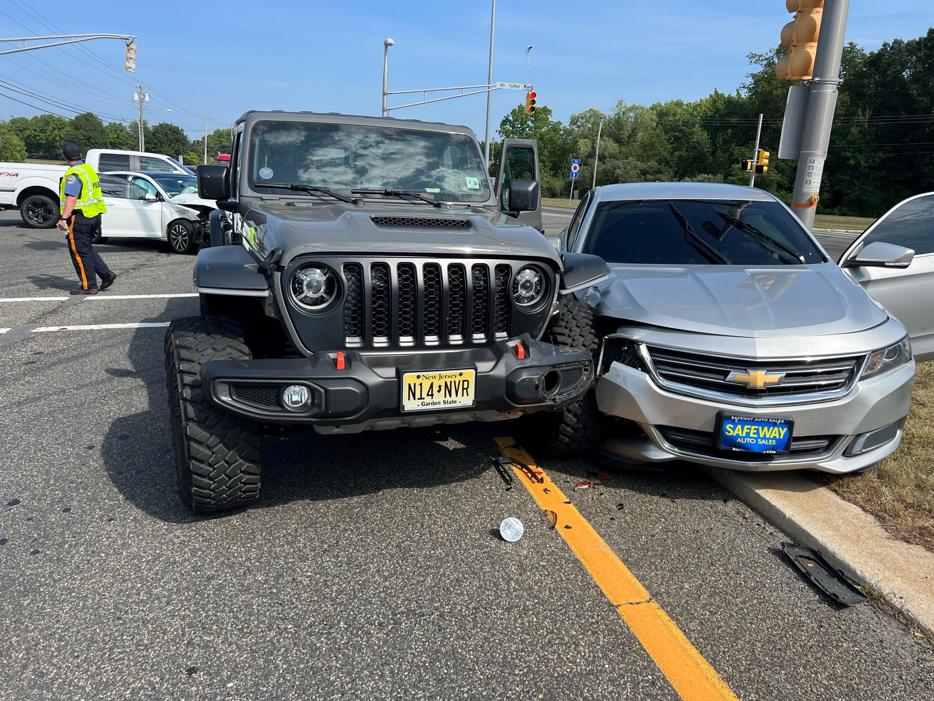 jeepcrash 1.jpg