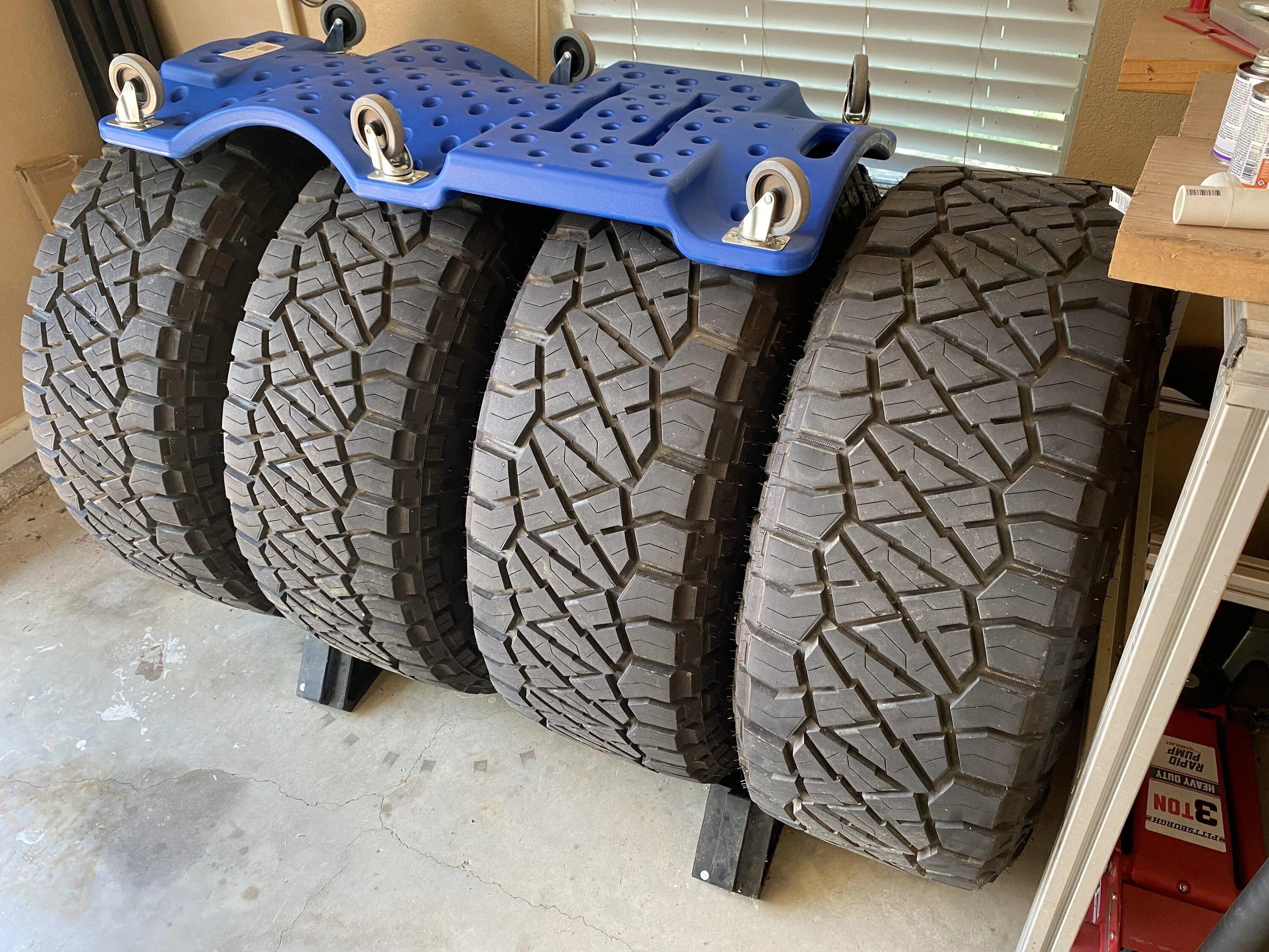 Jeep Gladiator Price Drop. 37x13.50R20 Nitto Ridge Grapplers on V-Rock Strike wheels CB4F29AE-5DDC-4D4E-B860-DBF5BB99103A