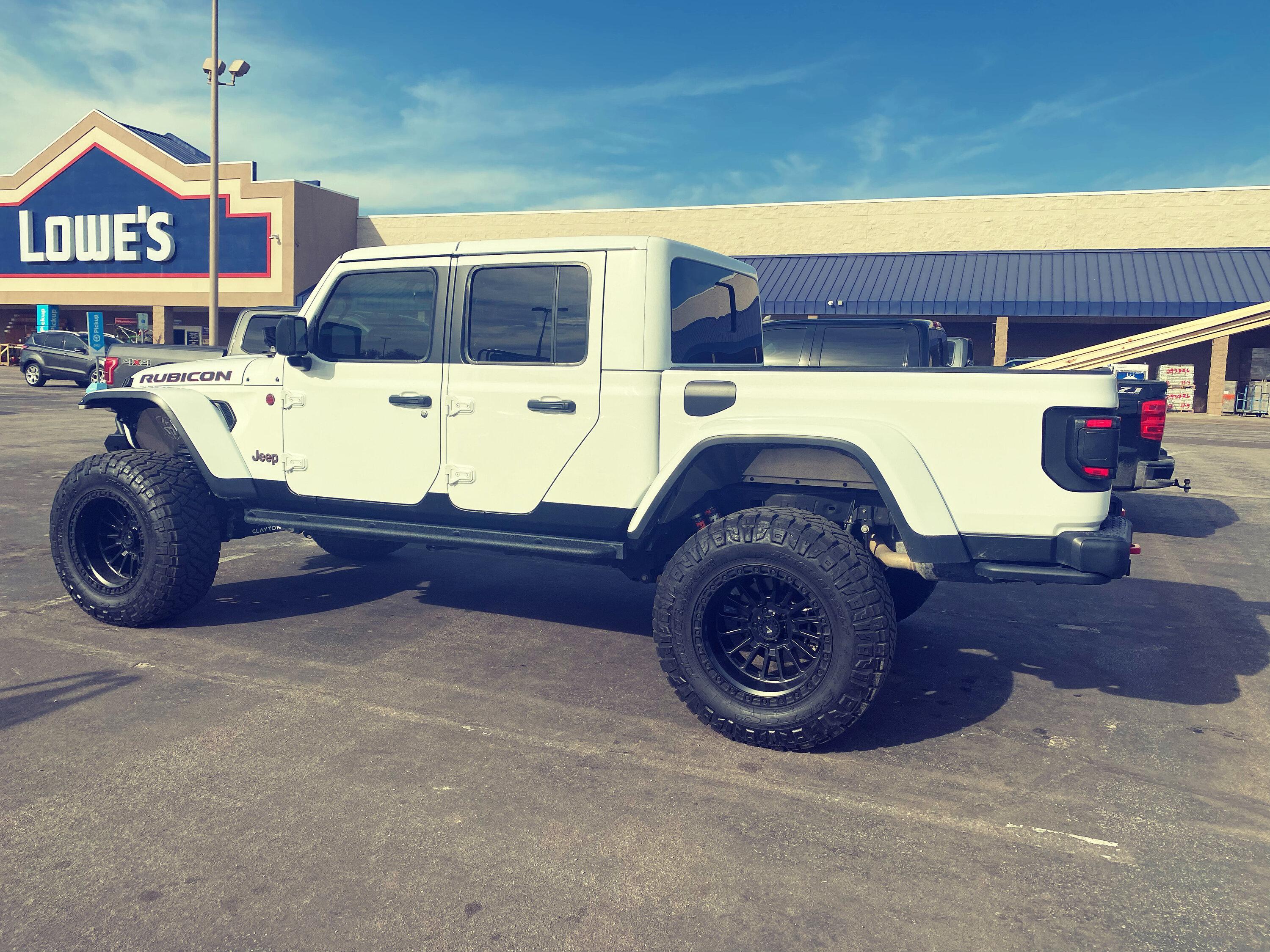 Jeep Gladiator Price Drop. 37x13.50R20 Nitto Ridge Grapplers on V-Rock Strike wheels 8E091EFD-EA87-4D98-A3A6-39D648D416EE