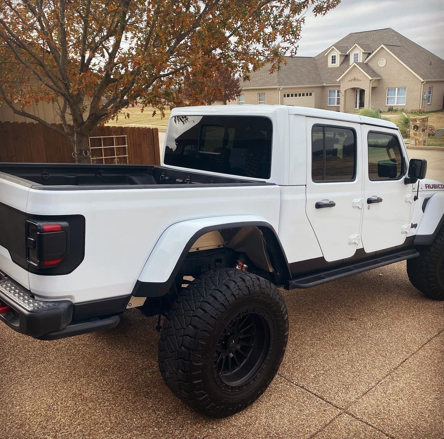 Jeep Gladiator Price Drop. 37x13.50R20 Nitto Ridge Grapplers on V-Rock Strike wheels 956EAB72-8013-47FD-AA78-F806B26BAC9F