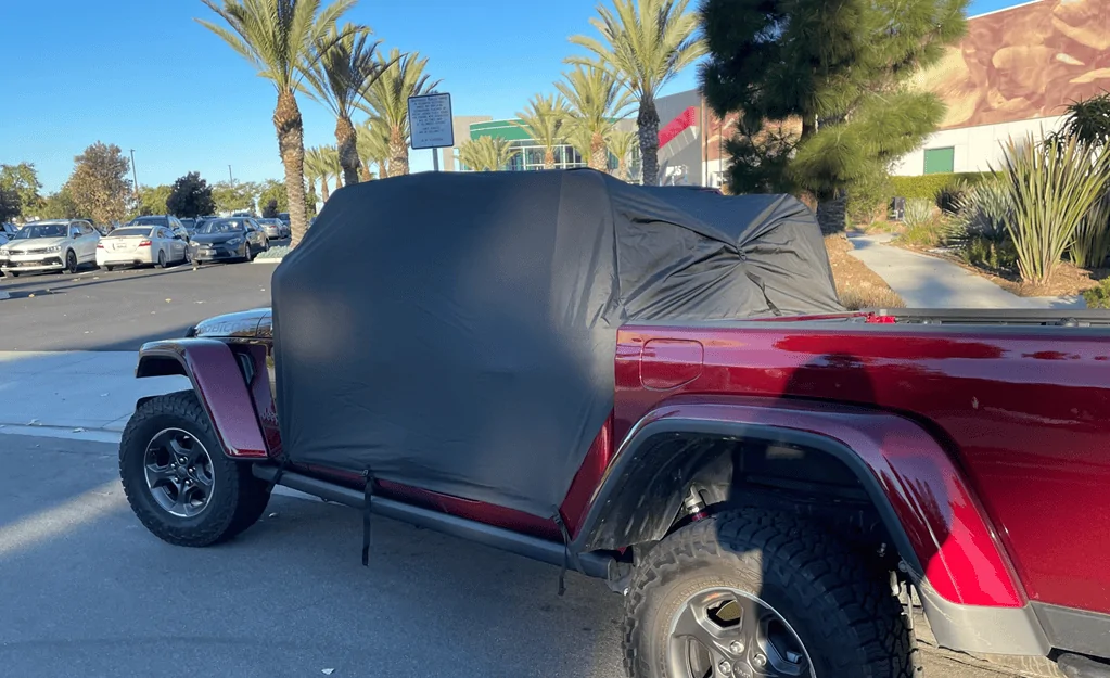 Jeep Gladiator One person hard top removal 1658753805052