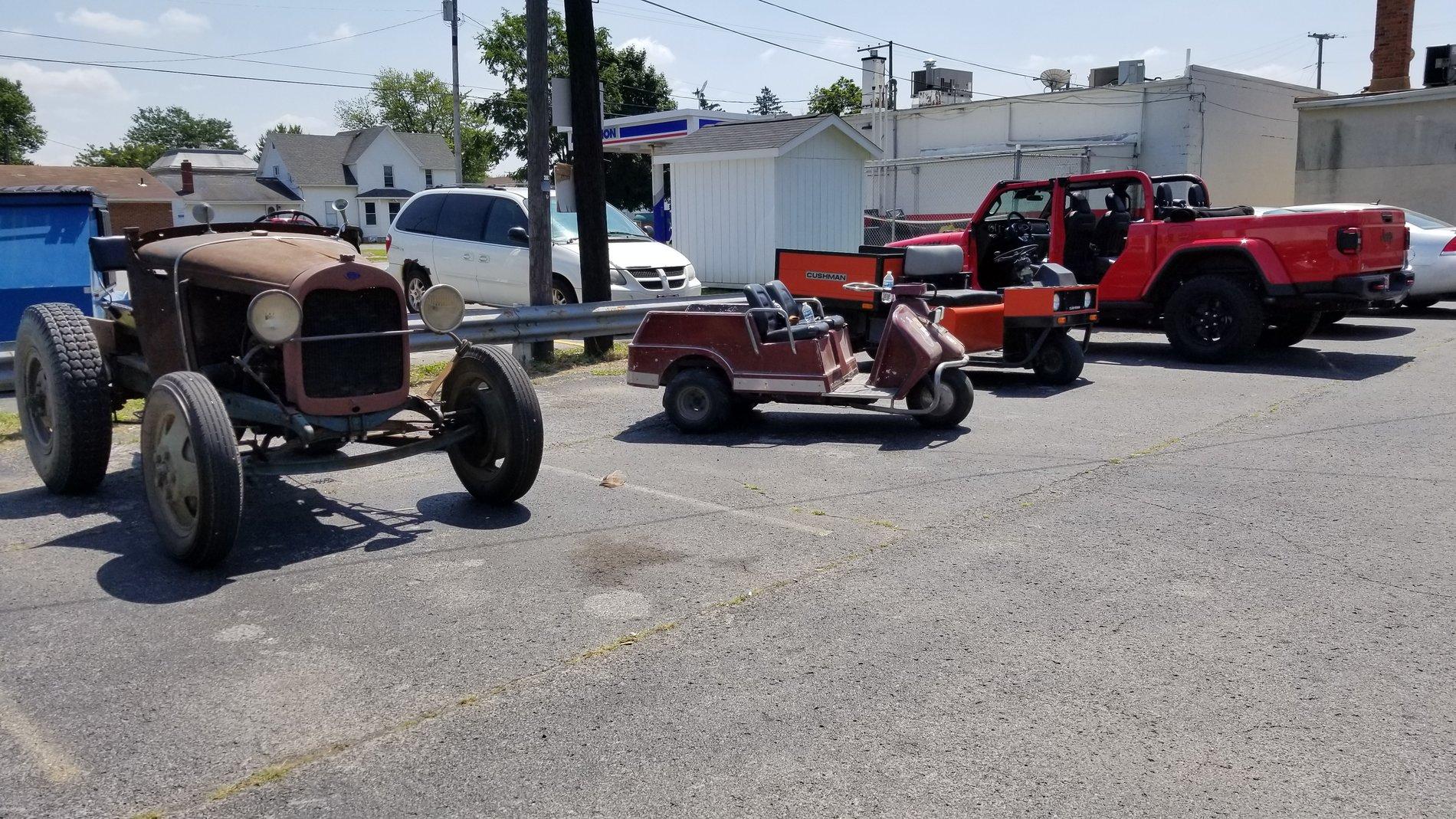 Jeep Gladiator Jeeps Parking Next To Jeeps 20190803_125748