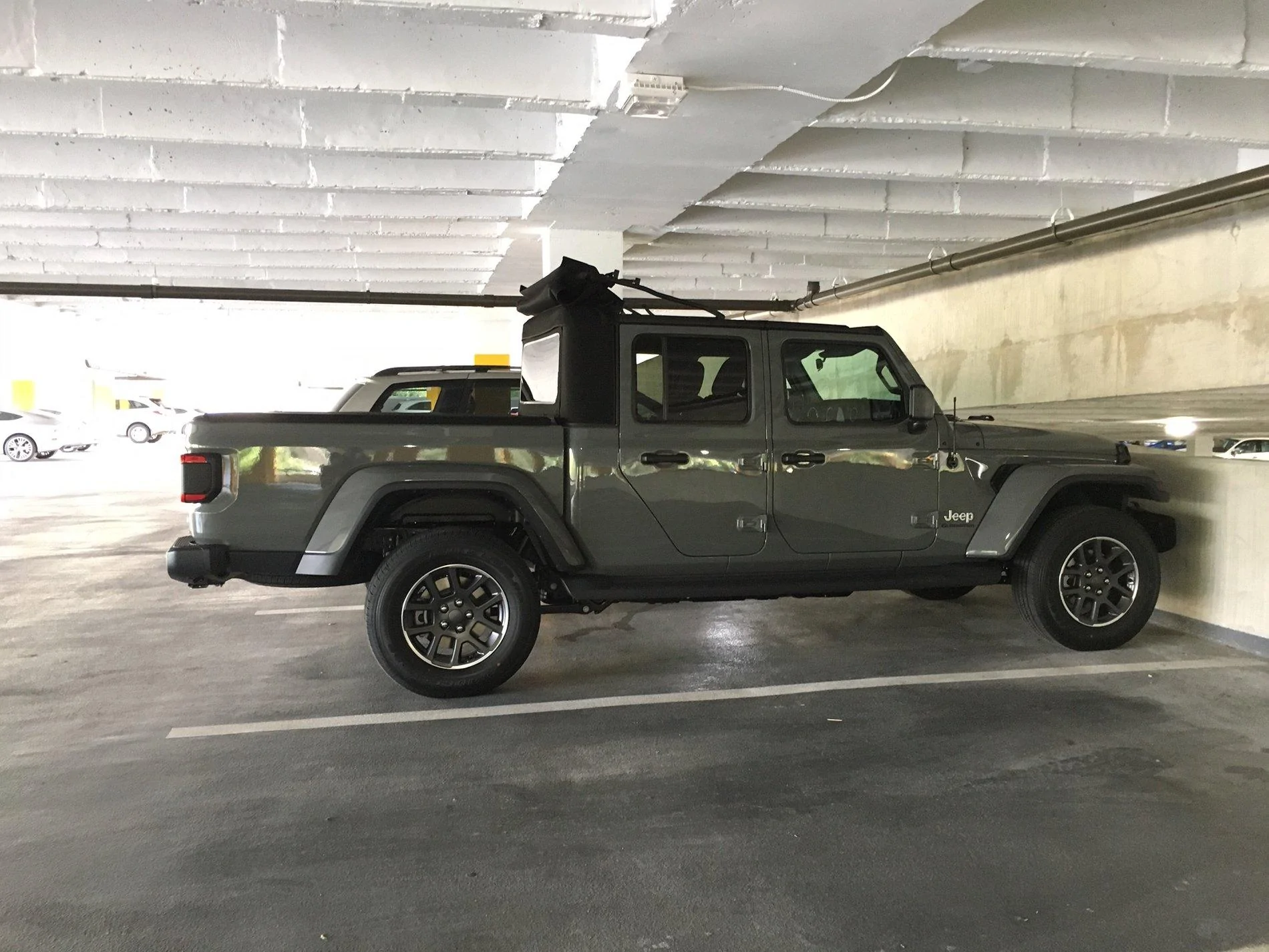 Jeep Gladiator STING GRAY Gladiator JT Club IMG_1646
