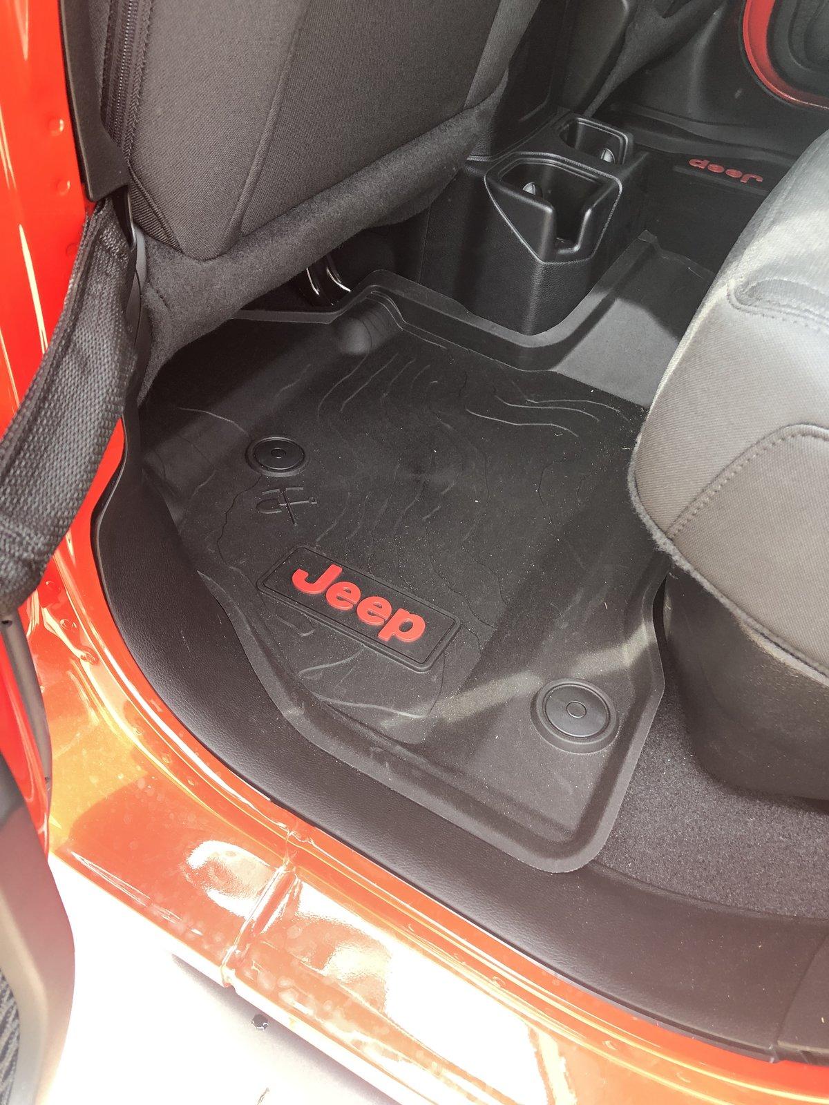 Jeep Gladiator Rear Floor Liners? IMG_8667.JPG