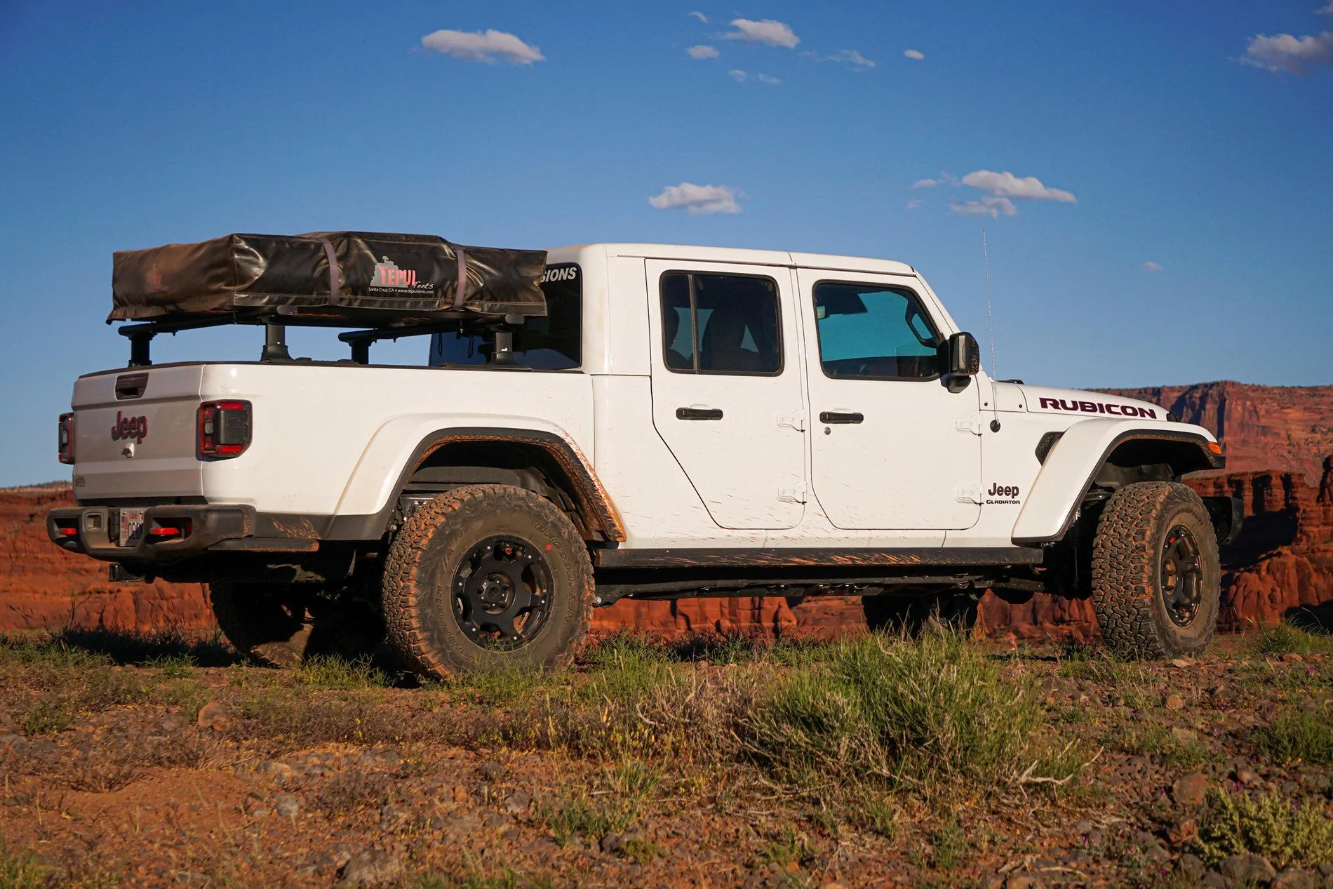 Jeep Gladiator Thule Xsporter Pro IMG_8887