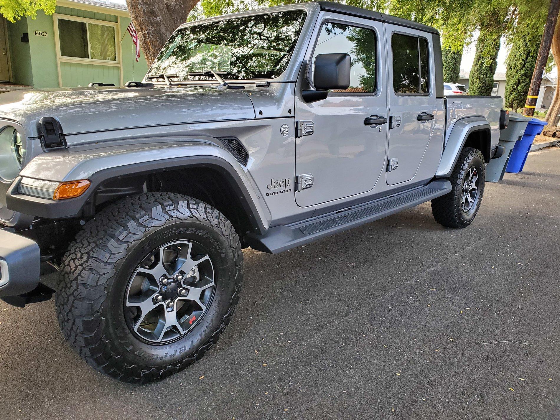 Jeep Gladiator Bigger Tires on the Overland Wheels or ??? JT1