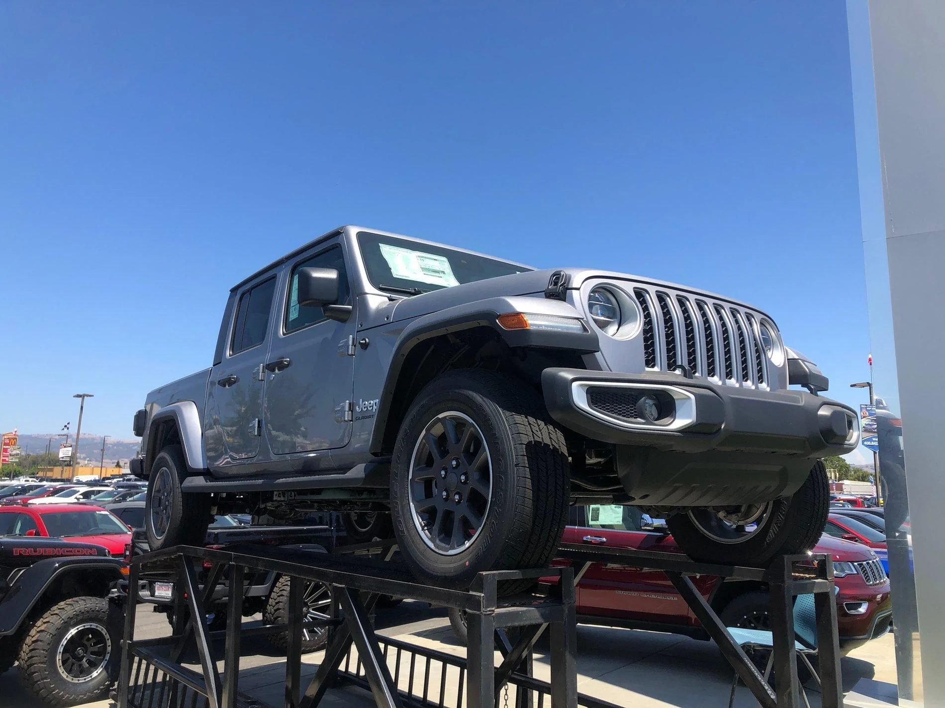 Jeep Gladiator CA Pricing and % off MSRP? EC684BC4-0DFA-43ED-B477-ACCB25287A52