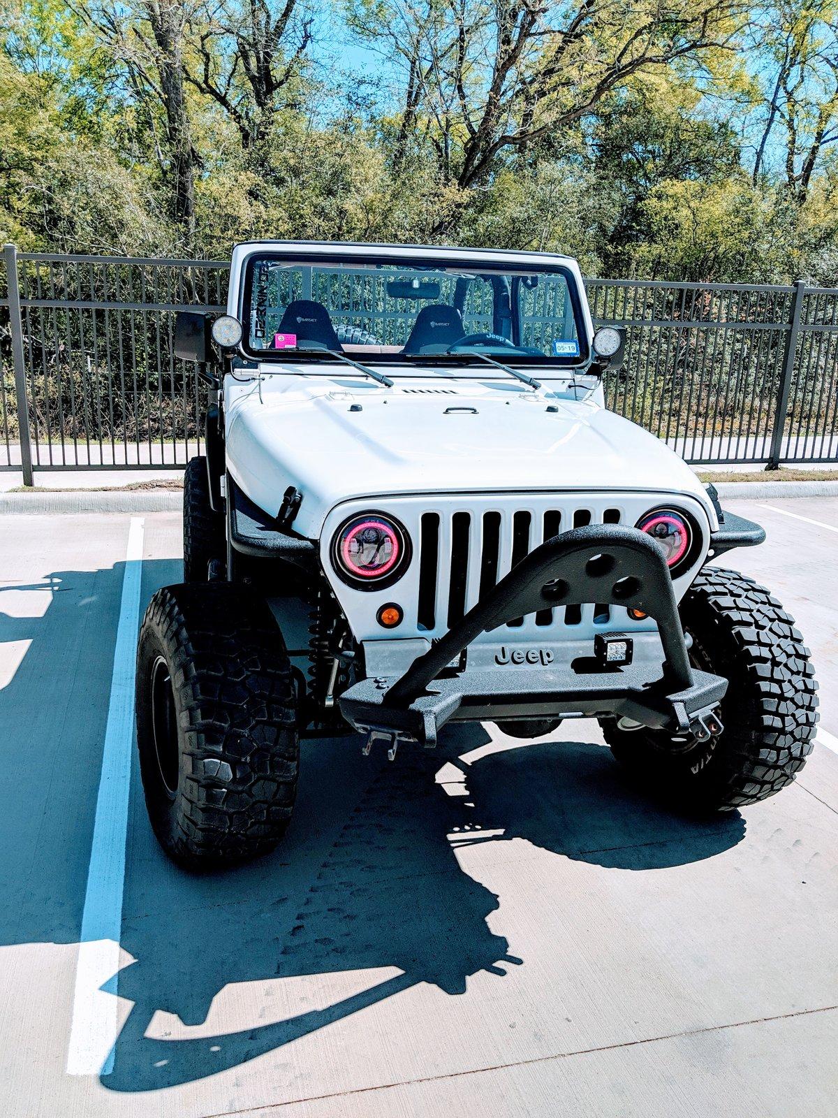 Jeep Gladiator Texas Check In EFFECTS