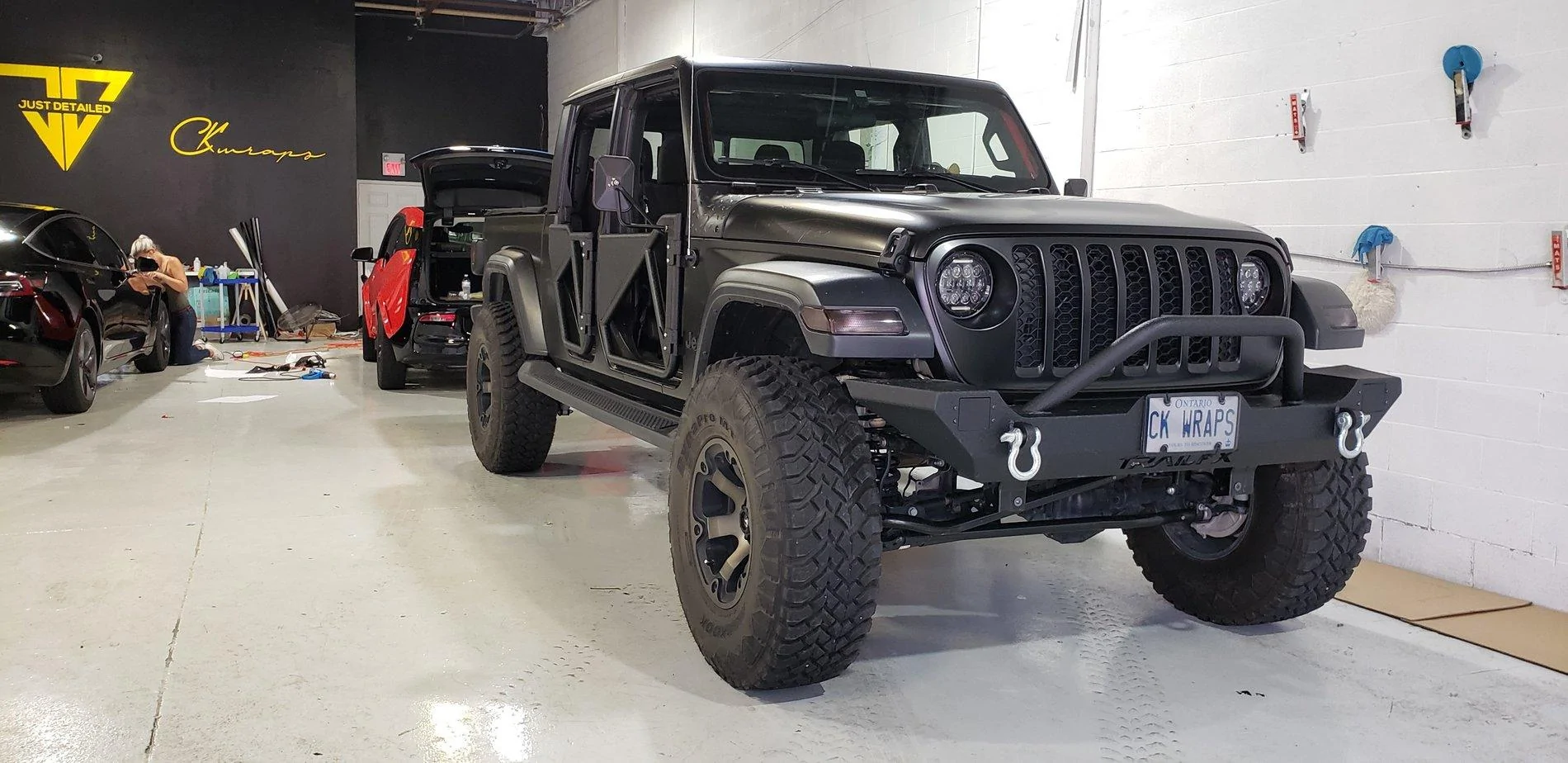 Jeep Gladiator 37's on My Stock Height JT Sport fdnnc