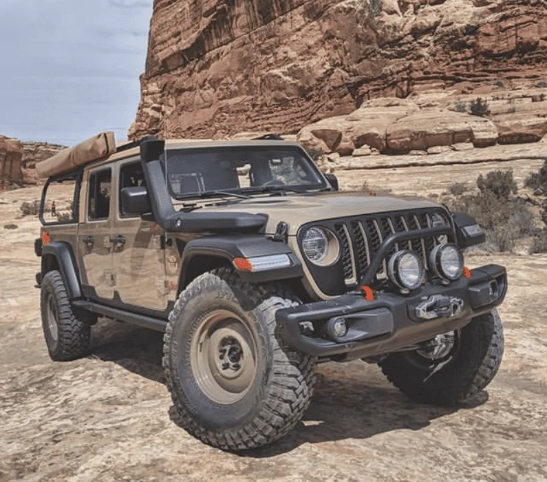 Jeep Gladiator Grille guard/front camera clearance Gator_Outsid