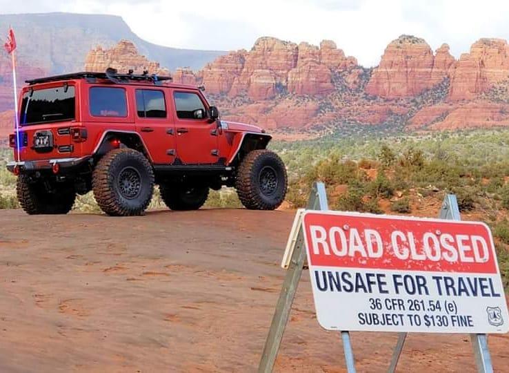 Jeep Gladiator ARIZONA Check in! 7668_n.jpg?_nc_ht=scontent-frt3-2.cdninstagram.com&ig_cache_key=MjAwNDU2NTY2NzQ0NTkxNzI2Nw%3D%3D