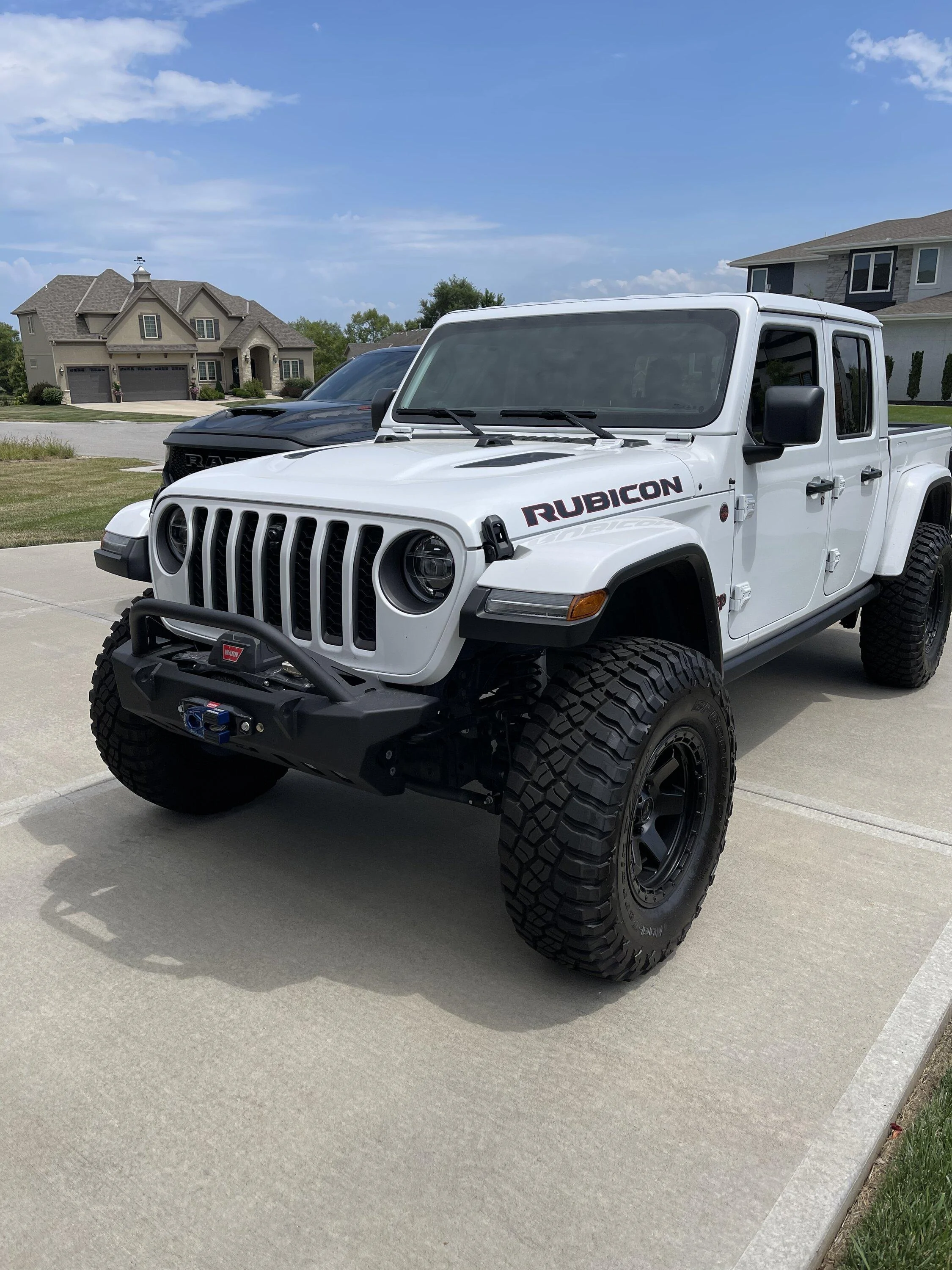 Jeep Gladiator 2021 Rubicon Ecodiesel 0B80B3A1-32EB-4D88-88FD-80FFB3BD4C61