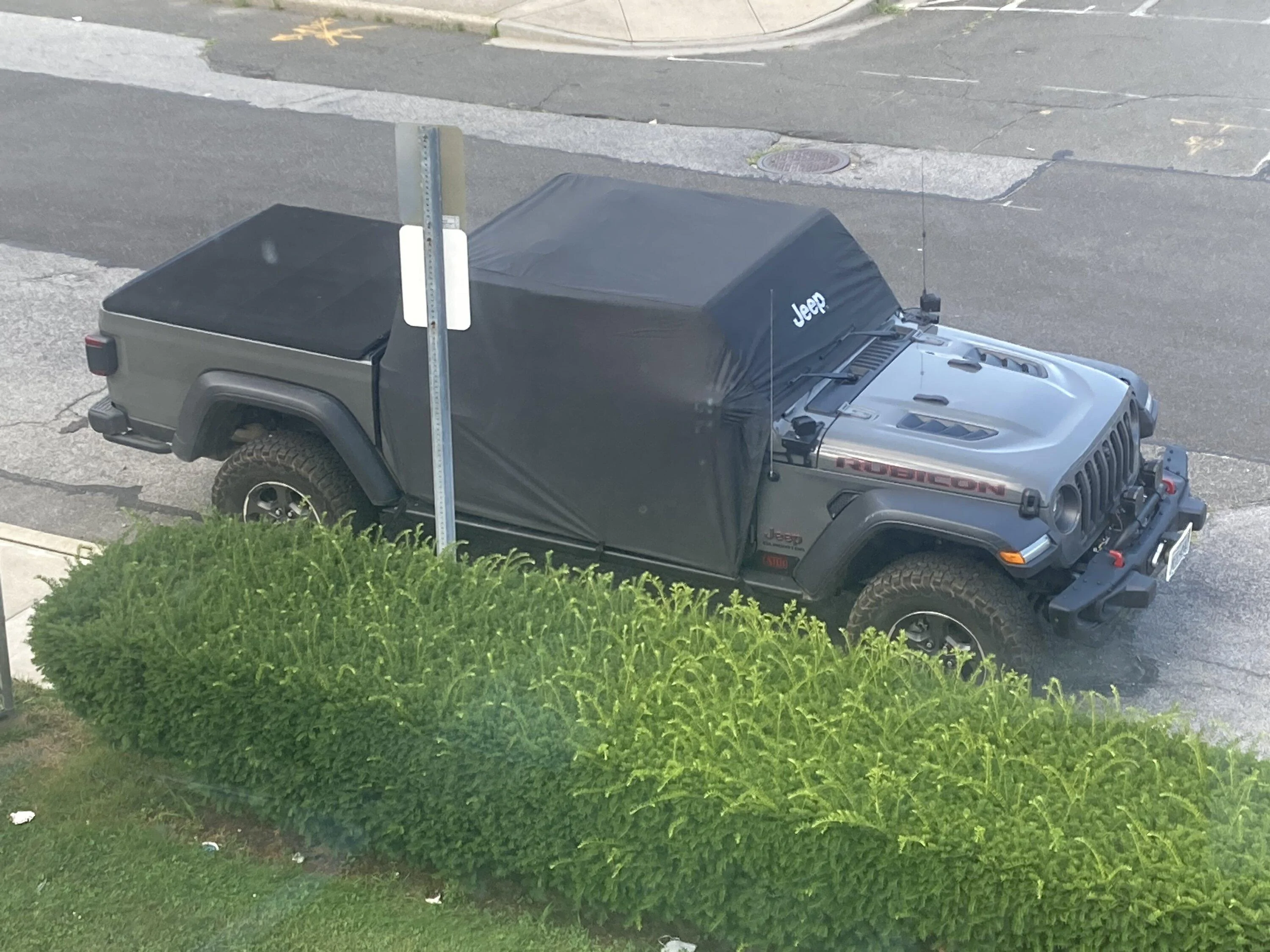 Jeep Gladiator How do you protect your JT when topless? AC16CFEC-8C7C-44F5-9DE5-B82D30F851EF