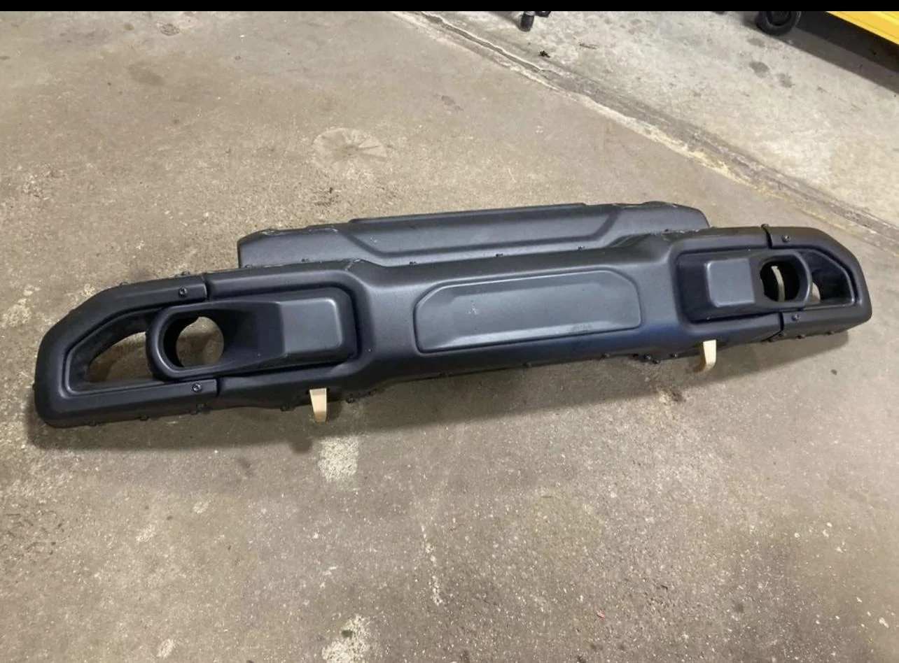 Jeep Gladiator Mopar Rubicon Front Steel Bumper $625 IMG_3606