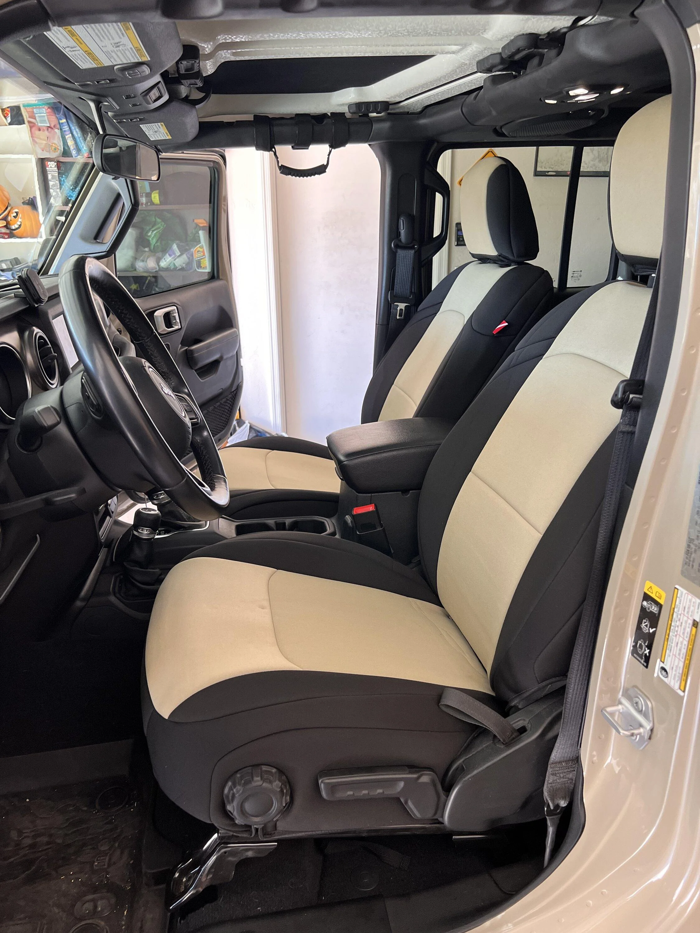Jeep Gladiator Seat covers 15F28297-4758-4600-ADCF-1D5BC792DA9A