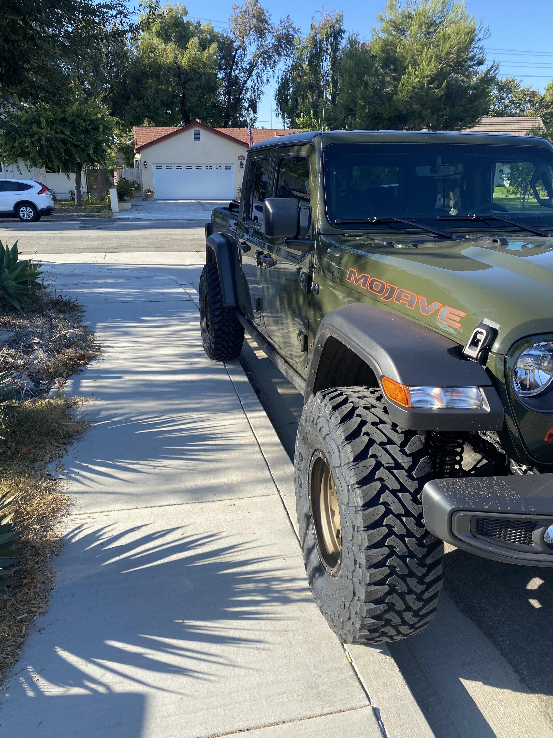 Jeep Gladiator AEV 2" spacer lift for Mojave Gladiator E0899FF3-79B8-49A1-AC1B-3C1AE3322A38