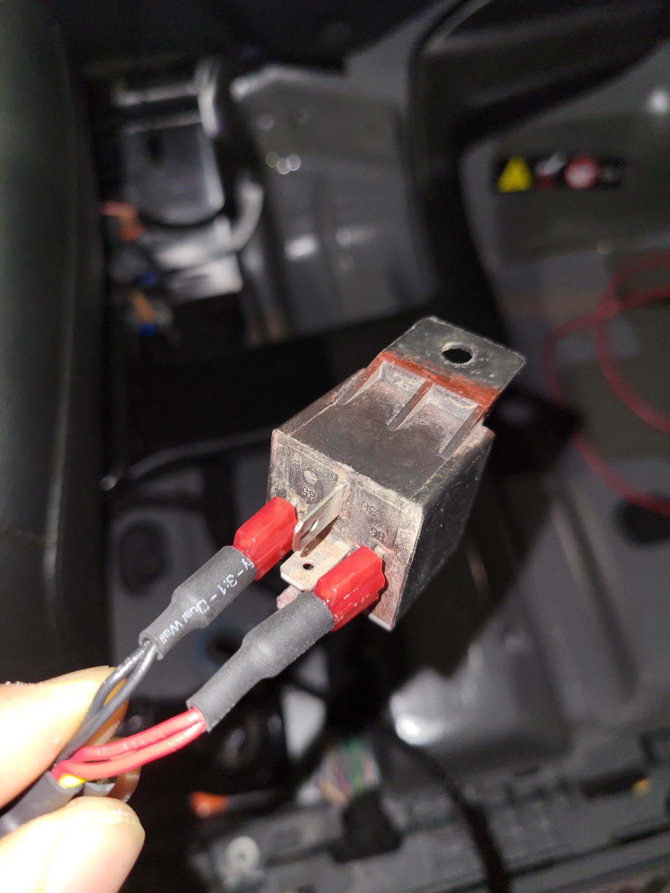 Jeep Gladiator No Power from Interior AUX and Ignition Wires 20220726_210601
