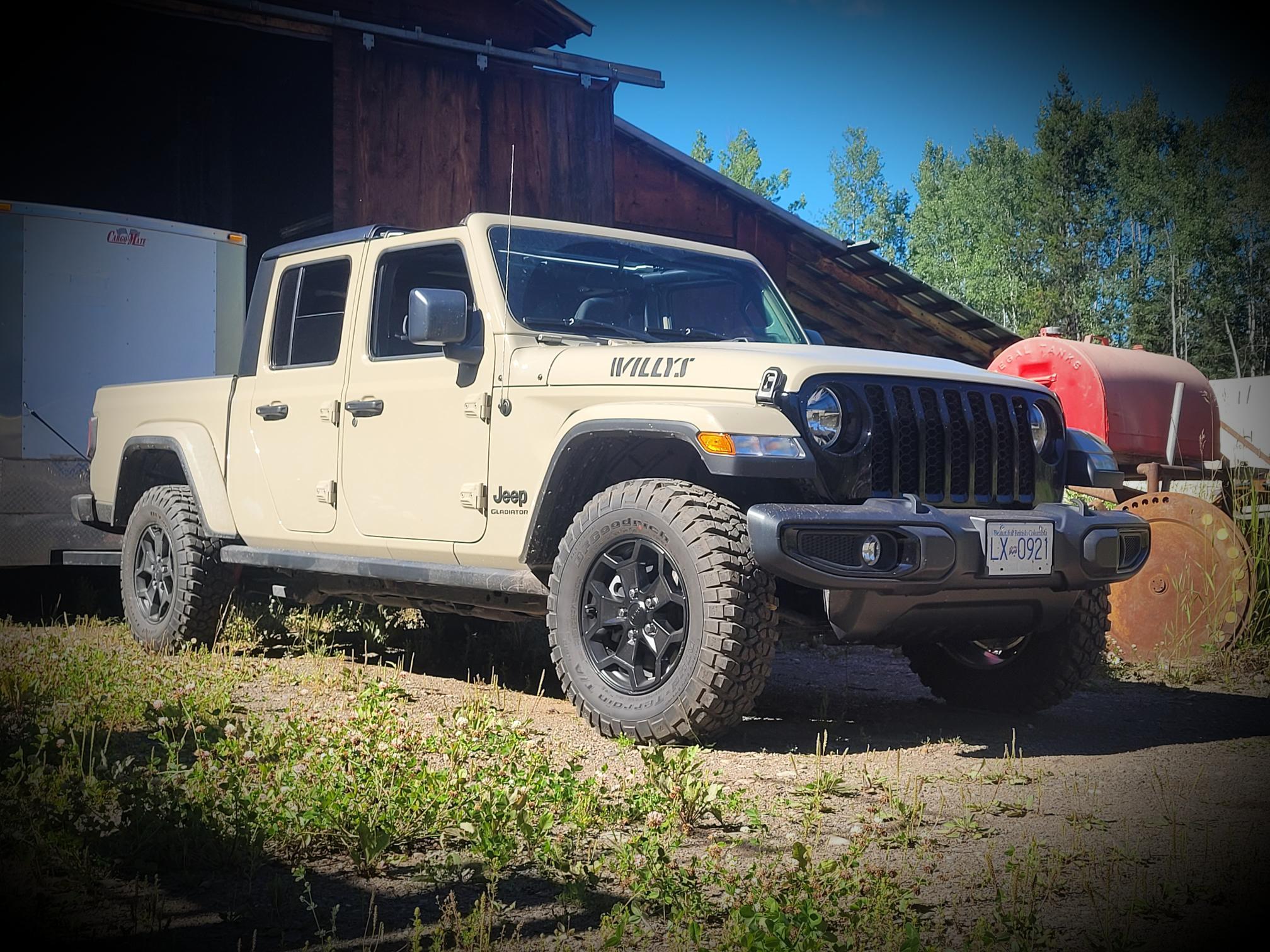 Jeep Gladiator Gobi Gladiators Waiting Room 20220725_164503