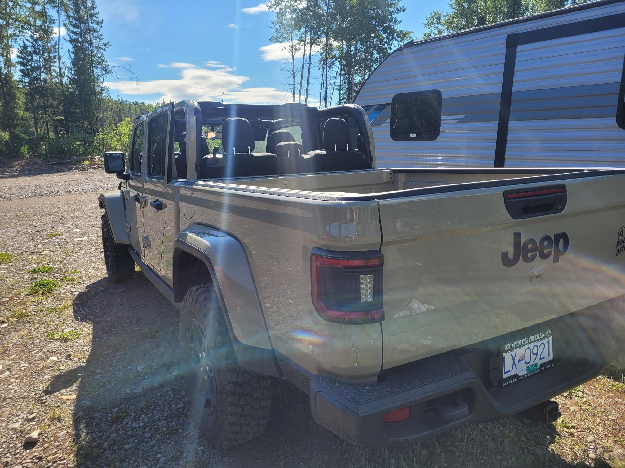Jeep Gladiator Gobi Gladiators Waiting Room 20220721_103537