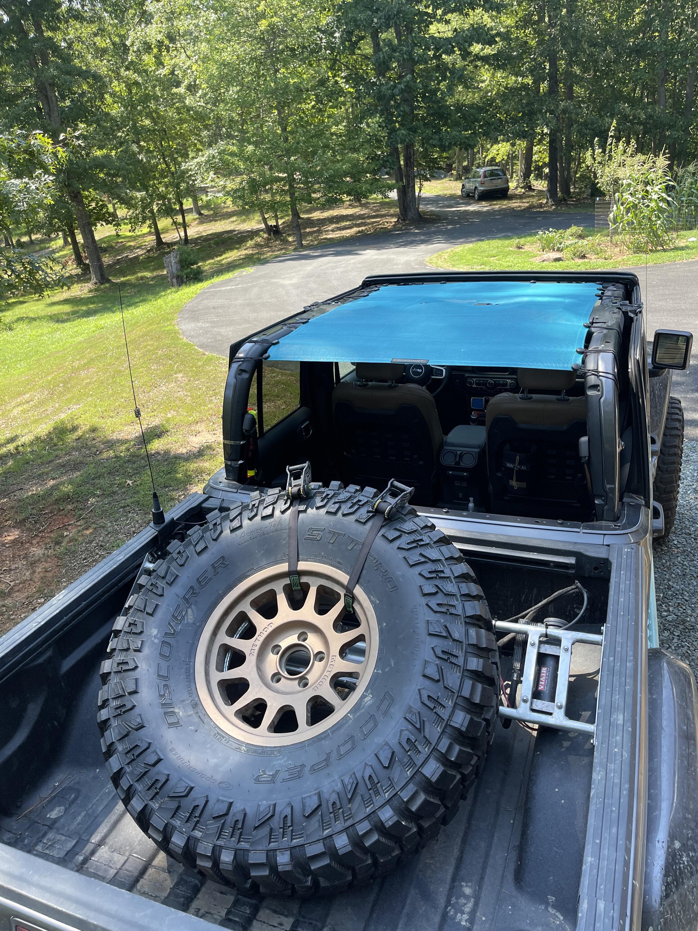 Jeep Gladiator How do you carry your 40" spare? IMG_1990