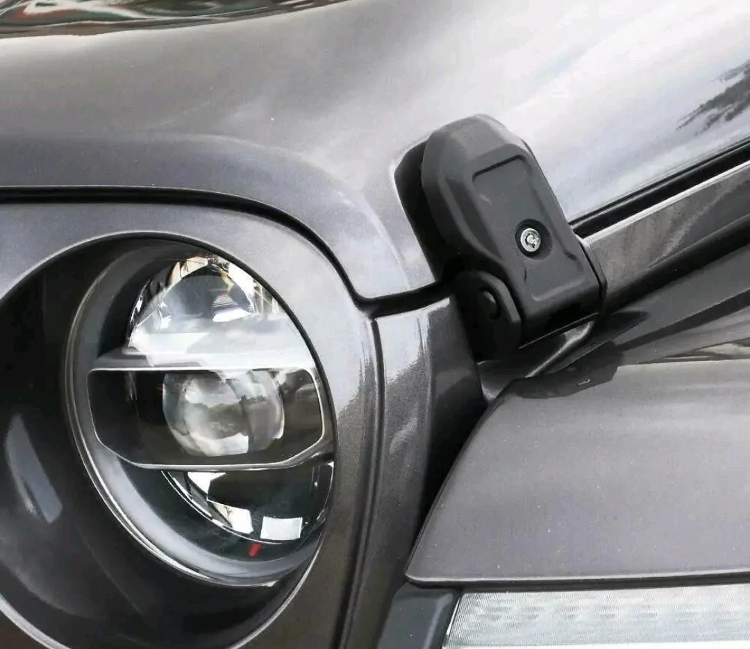 Jeep Gladiator Do I need to worry about my hood latches that don't lock? Screenshot_20220723-104547_eBay