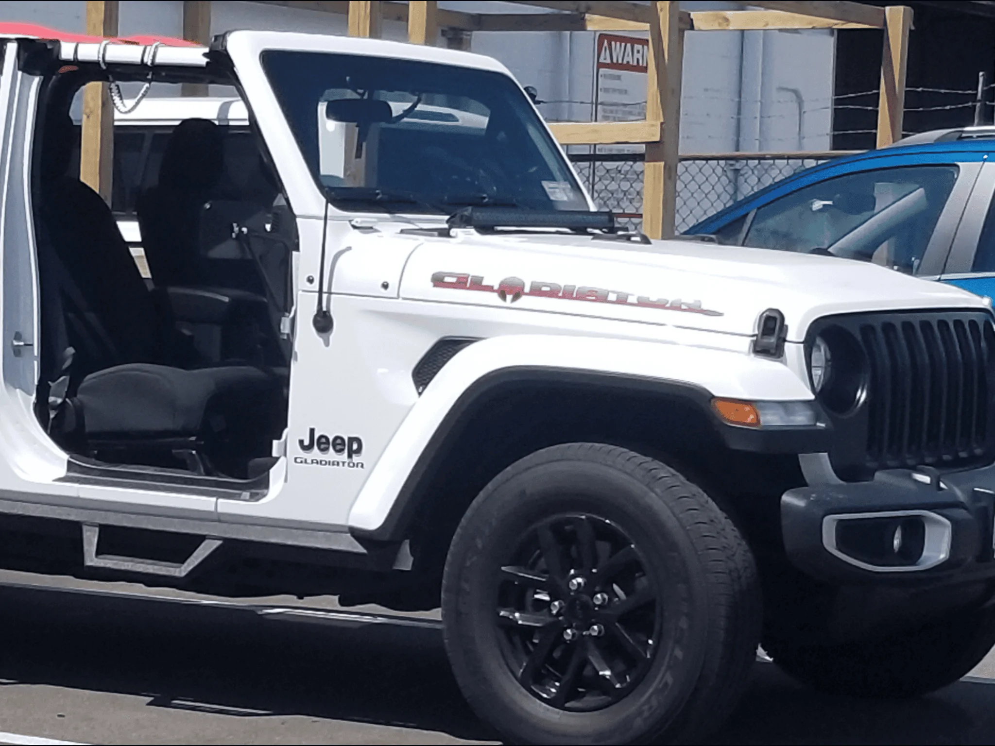 Jeep Gladiator Stock wheels help…. E0749963-9818-4990-8011-065CE68A01A7