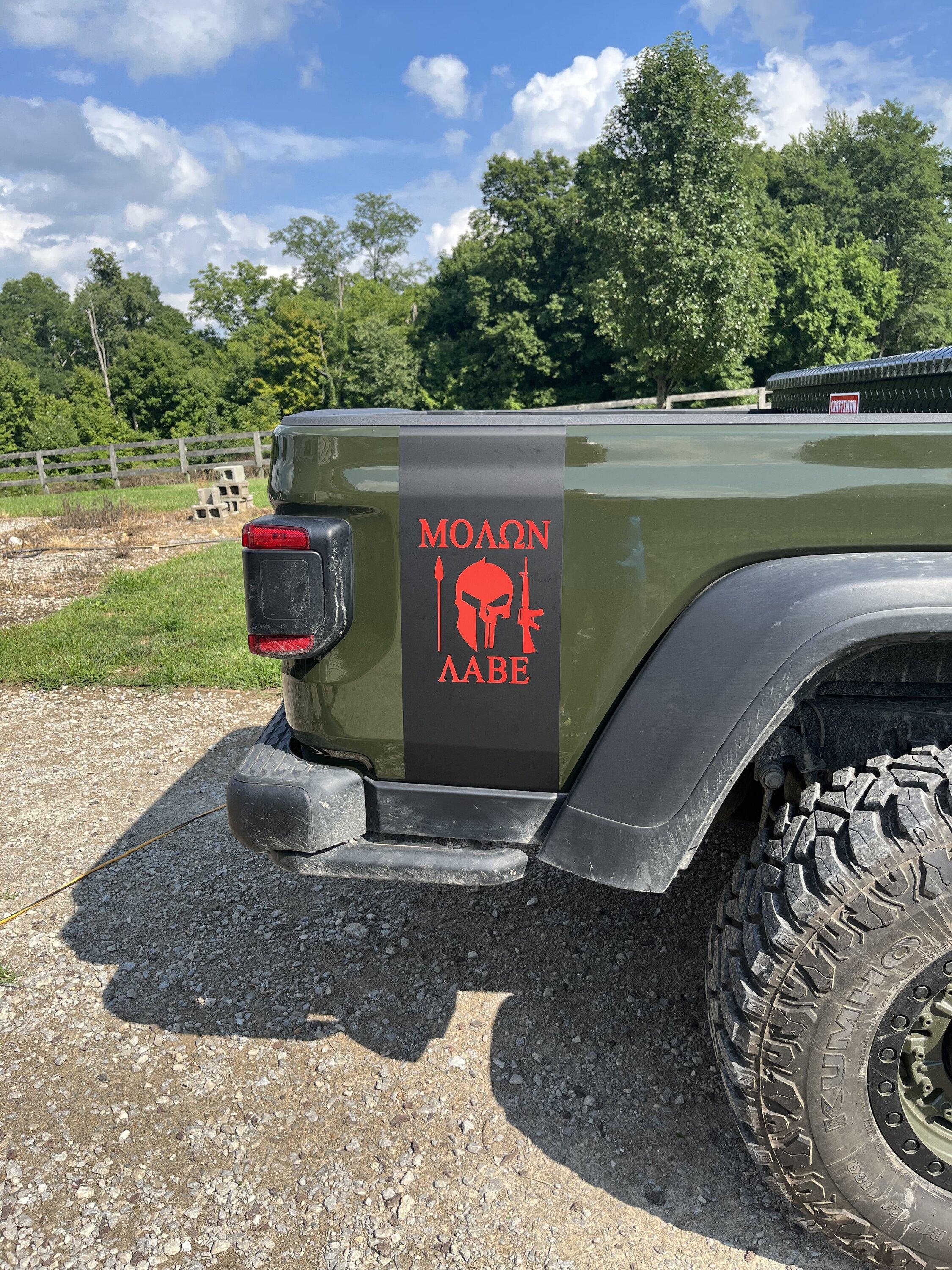 Jeep Gladiator Stickers and decal pics! DAECEE85-9D31-47F9-8852-9EFD2606C3F4