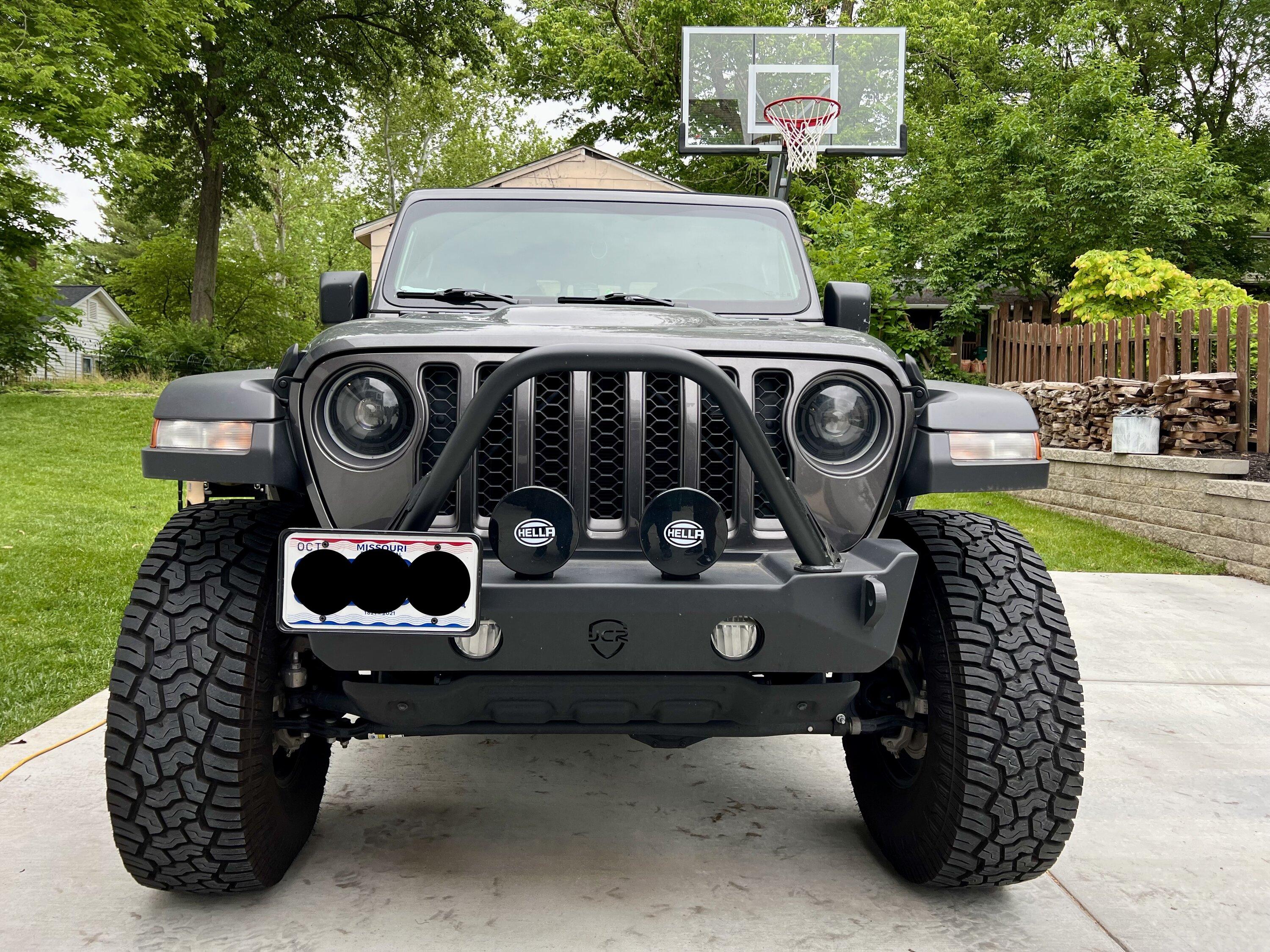 Jeep Gladiator For Sale - JCR Off Road Dagger Bumper  $400 198F07F6-0328-4D43-8385-EAD892404260_1_201_a