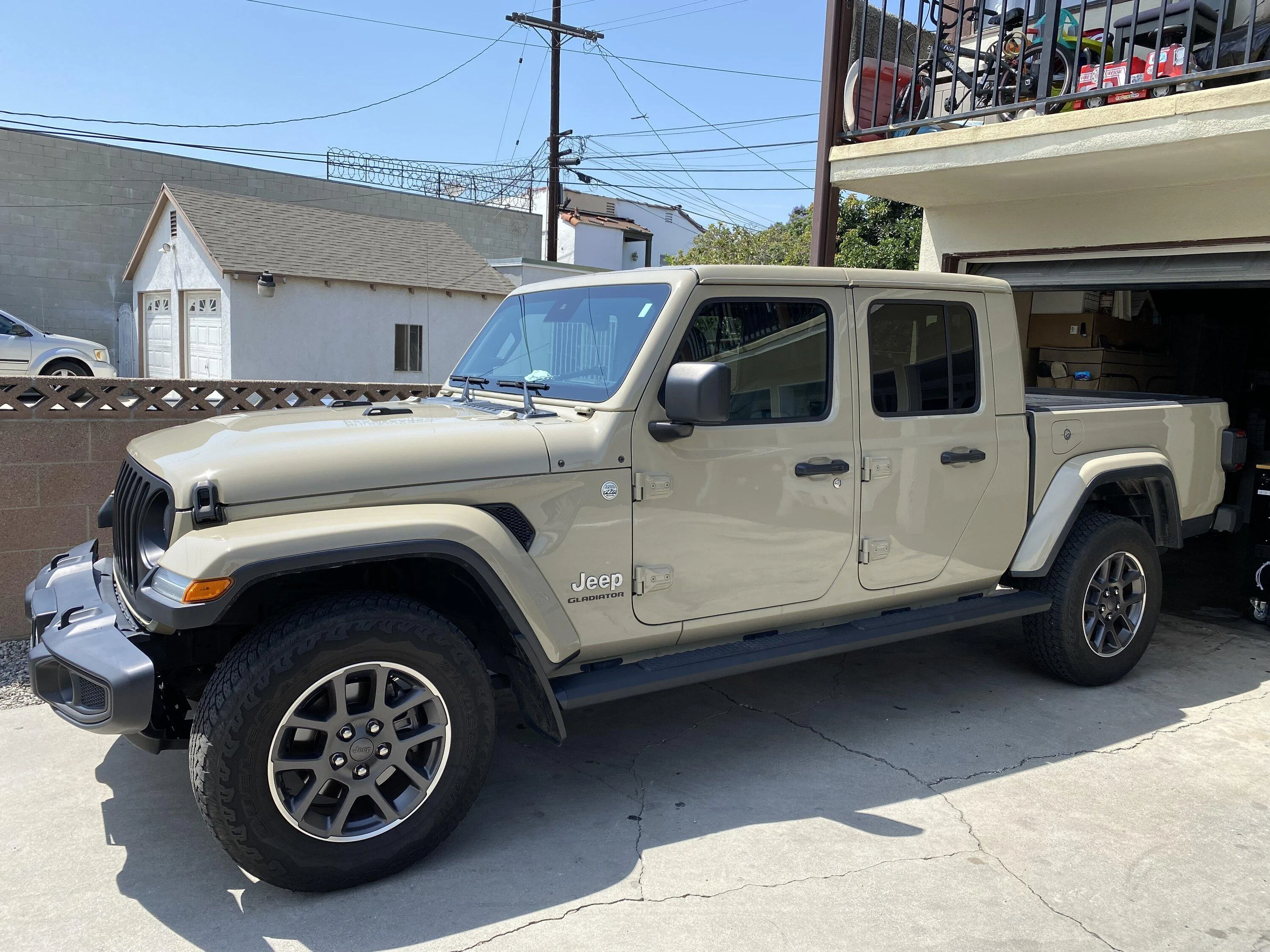 Jeep Gladiator 2020 Overland North Edition GOBI w/ Ceramic Coating & 7/85 Extended Warranty IMG_4380