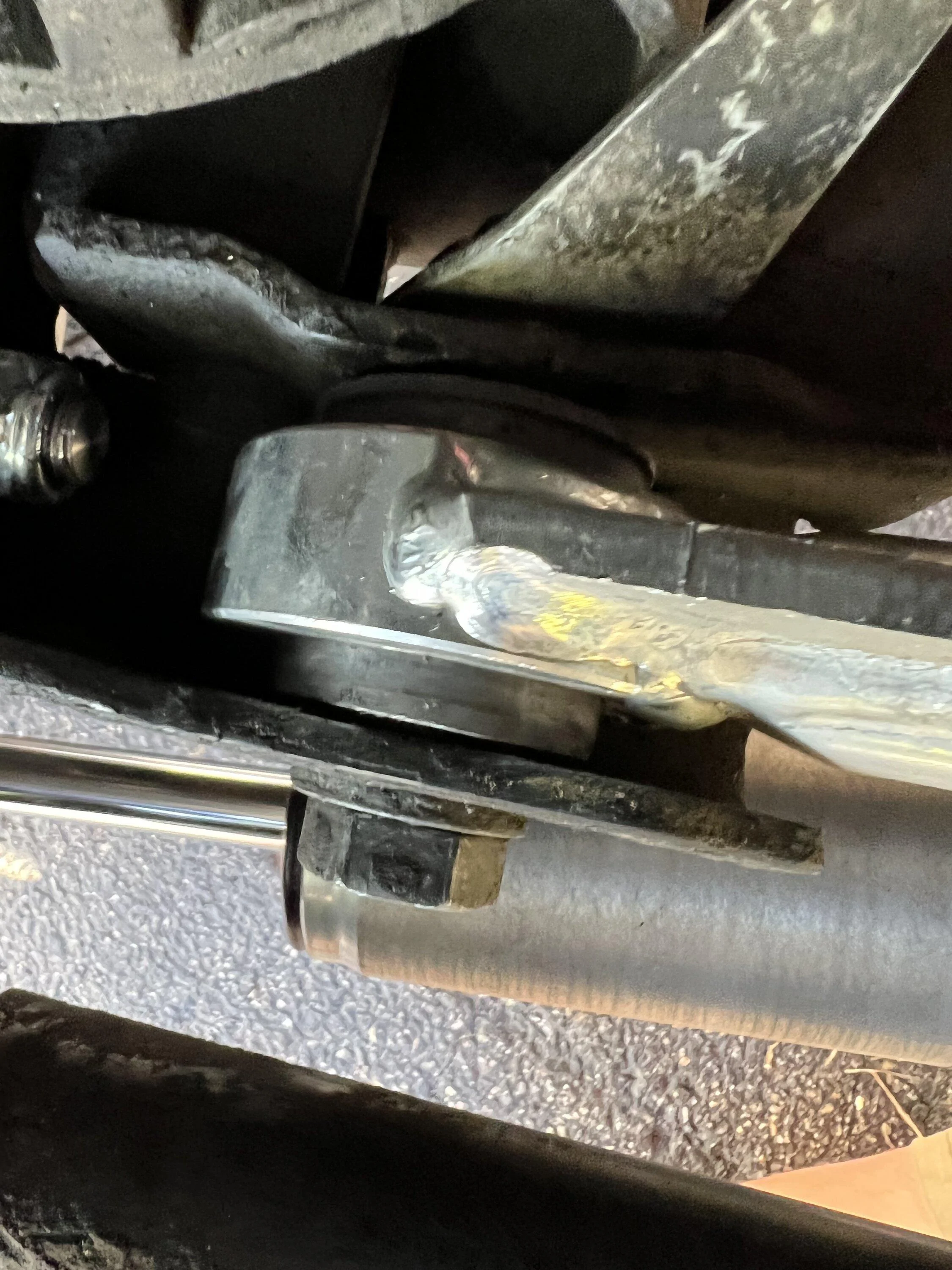 Jeep Gladiator Does the bushing on this front track bar look OK? 447CD678-D35B-4AE5-815C-966E9A3D2B7E