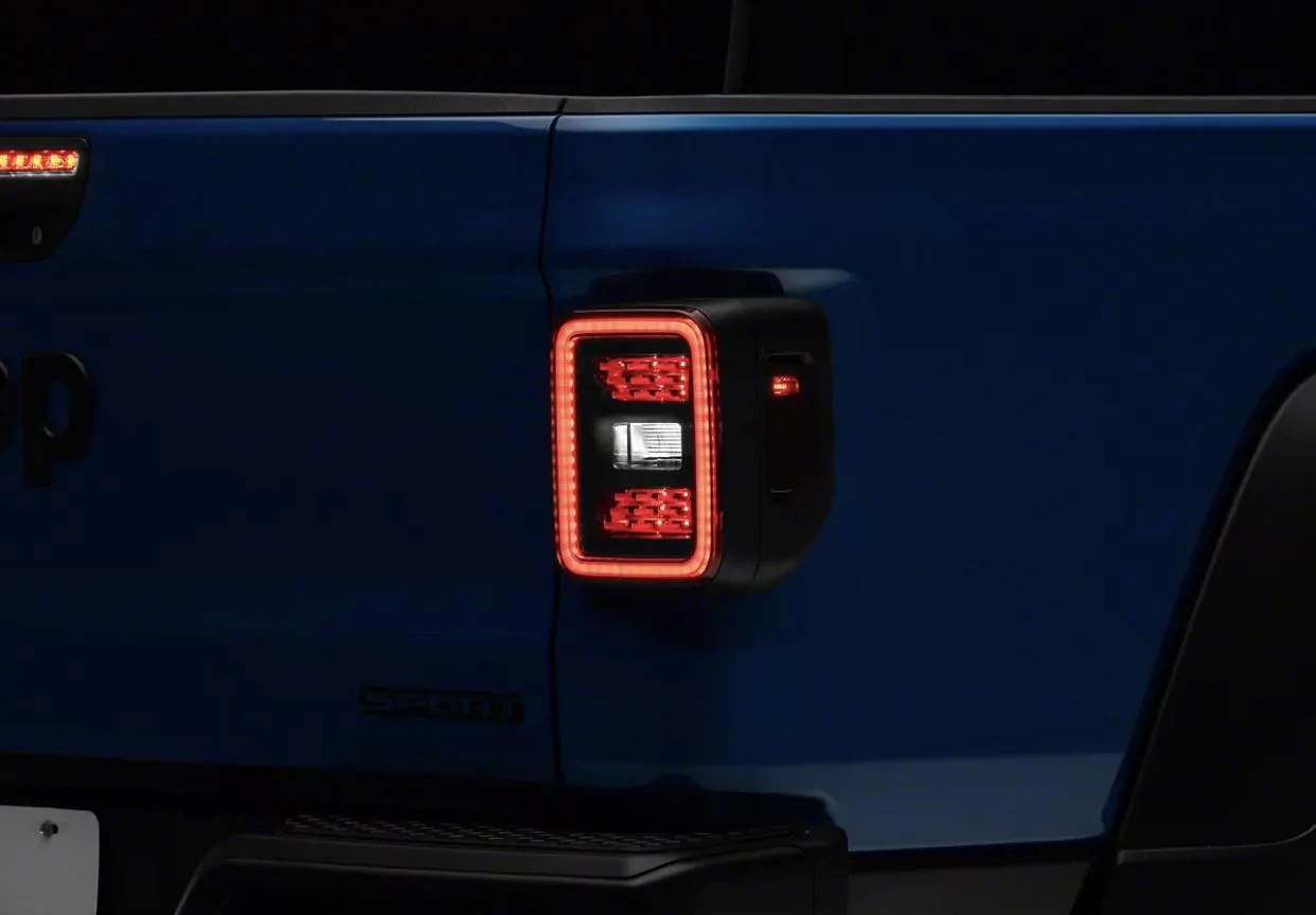 Jeep Gladiator Raxiom LED Tail Lights 44D467A9-7E8E-48ED-BEA7-9ADCEEA53997