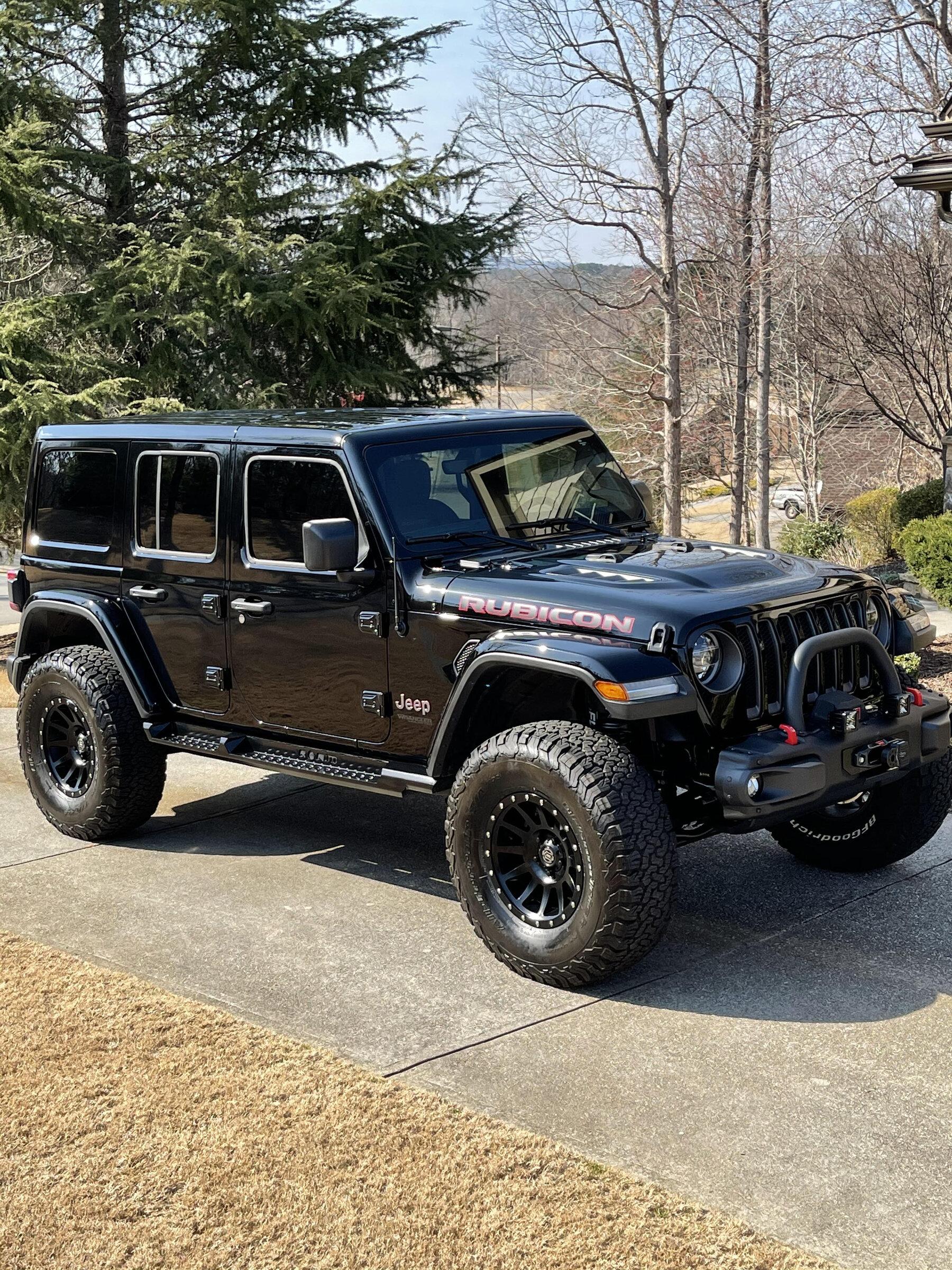 Jeep Gladiator 17x8.5 Icon Compression Wheels - Matte Black (5) - $800 6B1041F6-7808-4056-8480-952EDEA13656