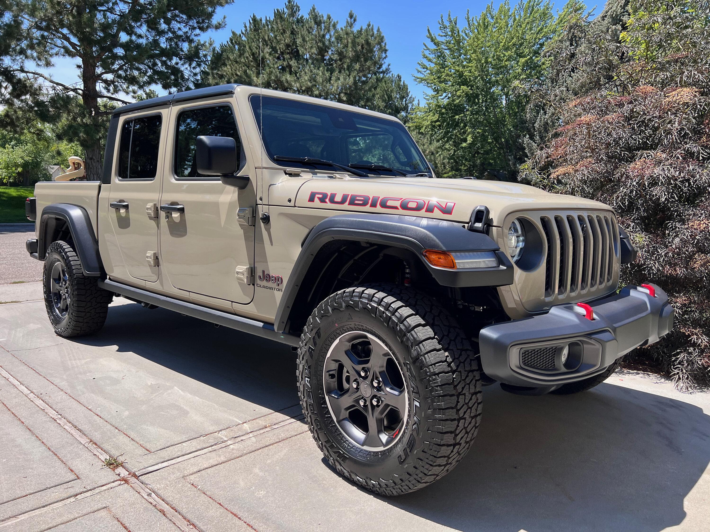 Jeep Gladiator Gobi Gladiators Waiting Room IMG_8892