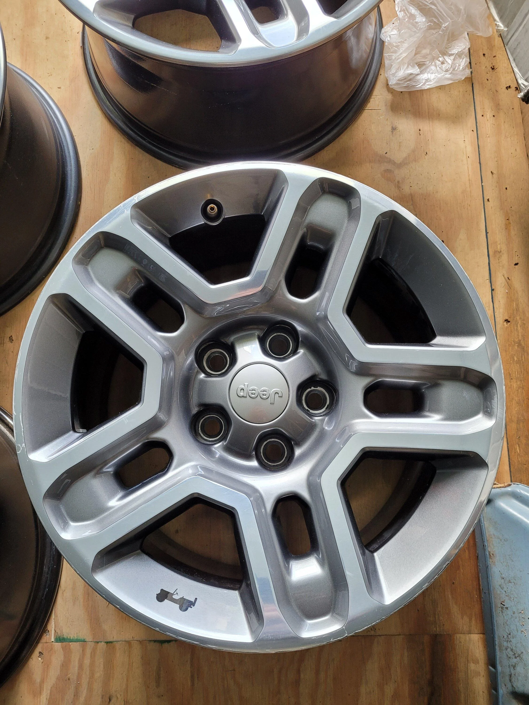 Jeep Gladiator Mopar slotted wheels 20220731_140409