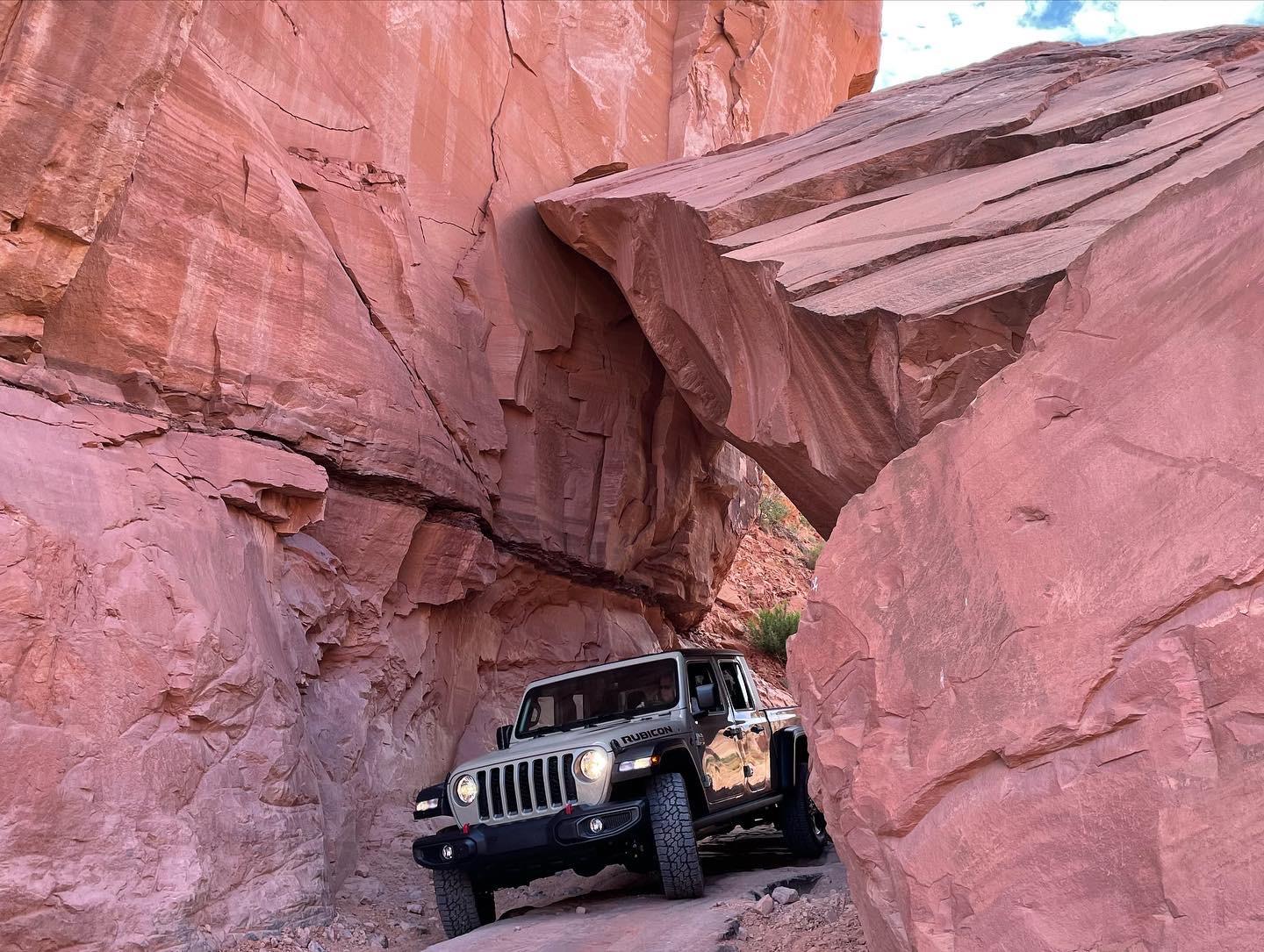 Jeep Gladiator Gobi Gladiators Waiting Room Gobi Long Canyon