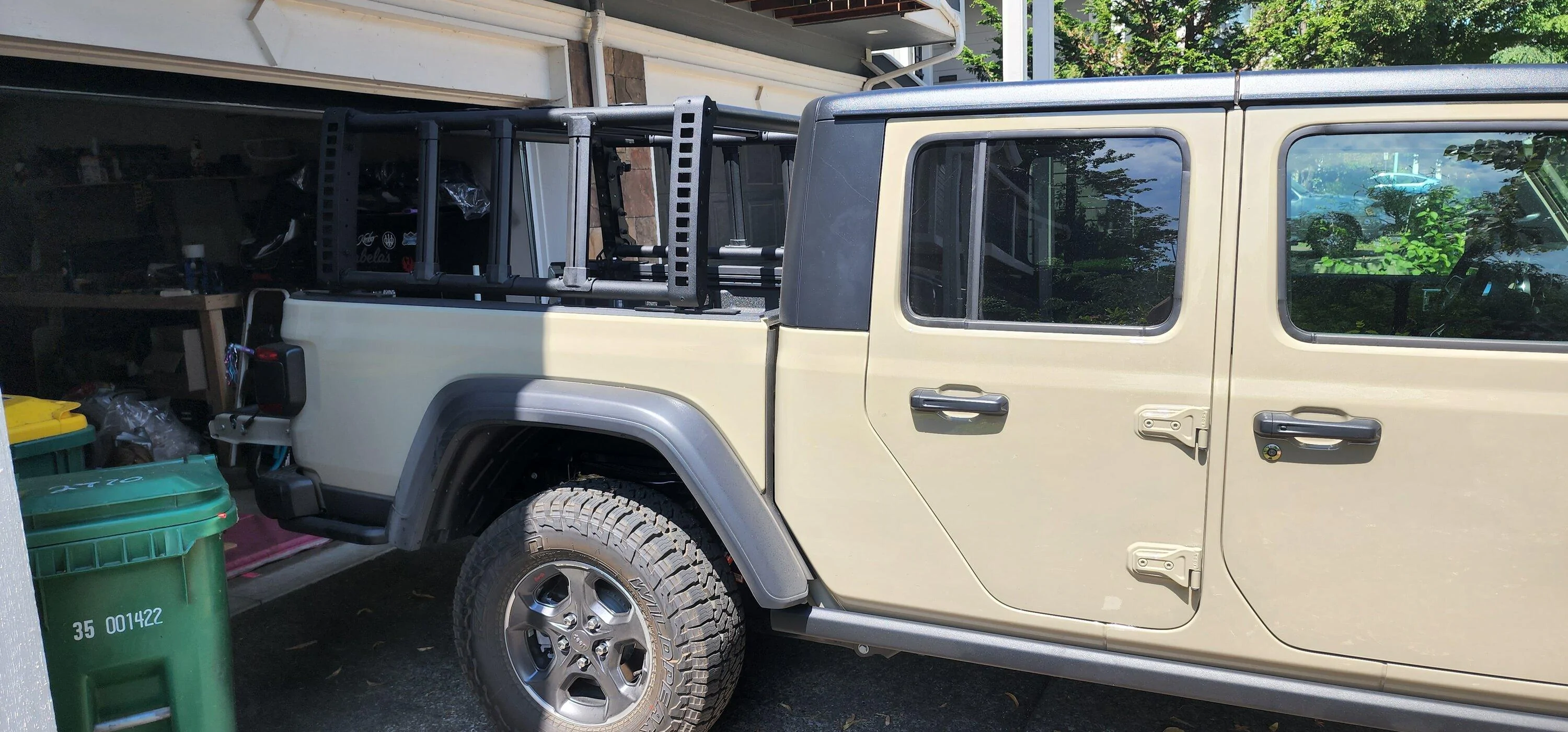 Jeep Gladiator On the way: "The BUS!" 2022 Gladiator JTR in Gobi. The build begins! 20220730_131656