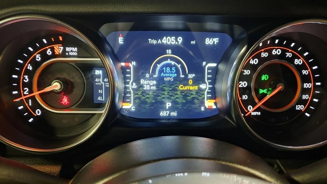 Jeep Gladiator Where is the instant MPG display setting? 20220802_083239_HDR