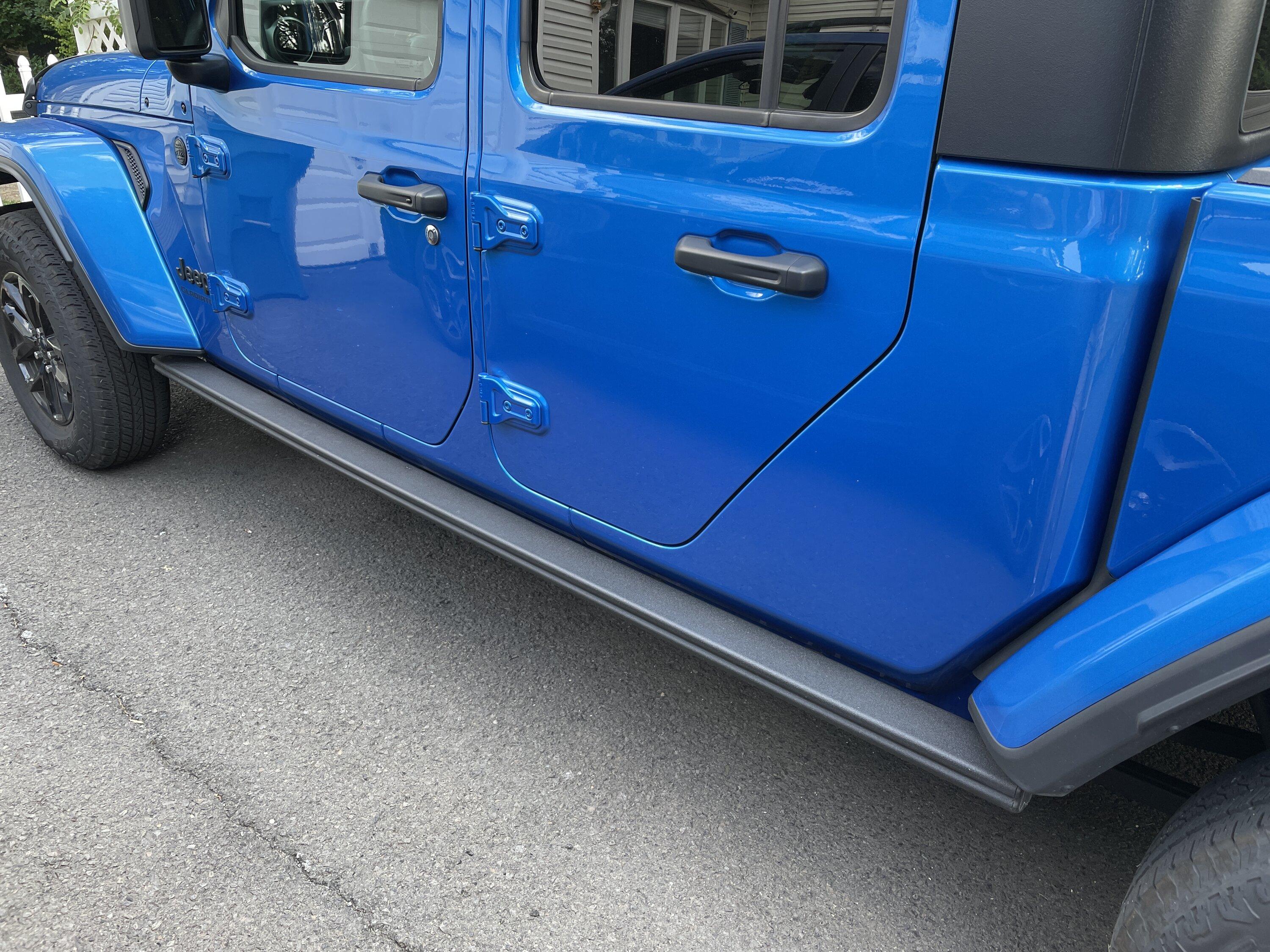 Jeep Gladiator MOPAR Rock Rail Sliders with Step Assist IMG_4650.JPG
