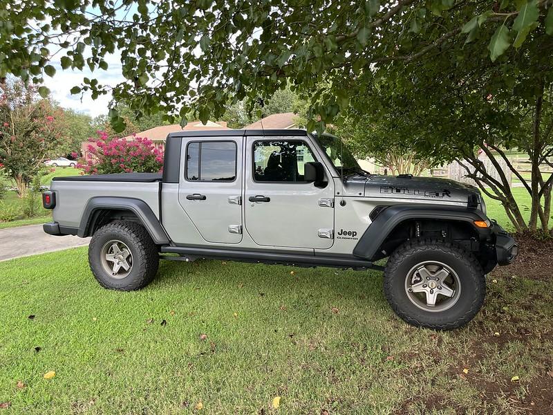 Jeep Gladiator Wheels question - JK wheels on a JT 52261626815_51d84edc04_c