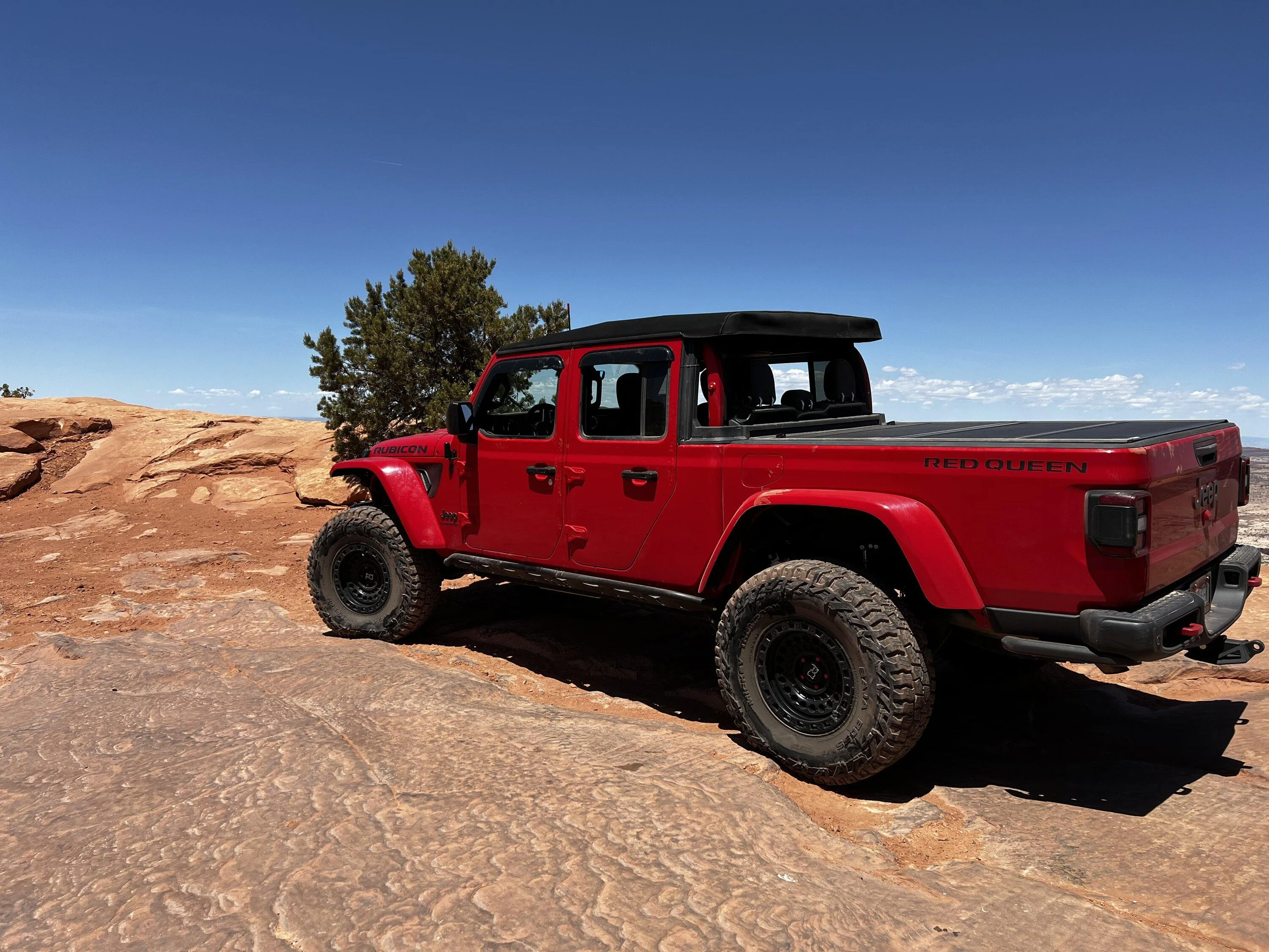 Jeep Gladiator POLL: Should I Buy A Soft Top ? 1C53DA58-02EE-46DC-A15E-B69739178683