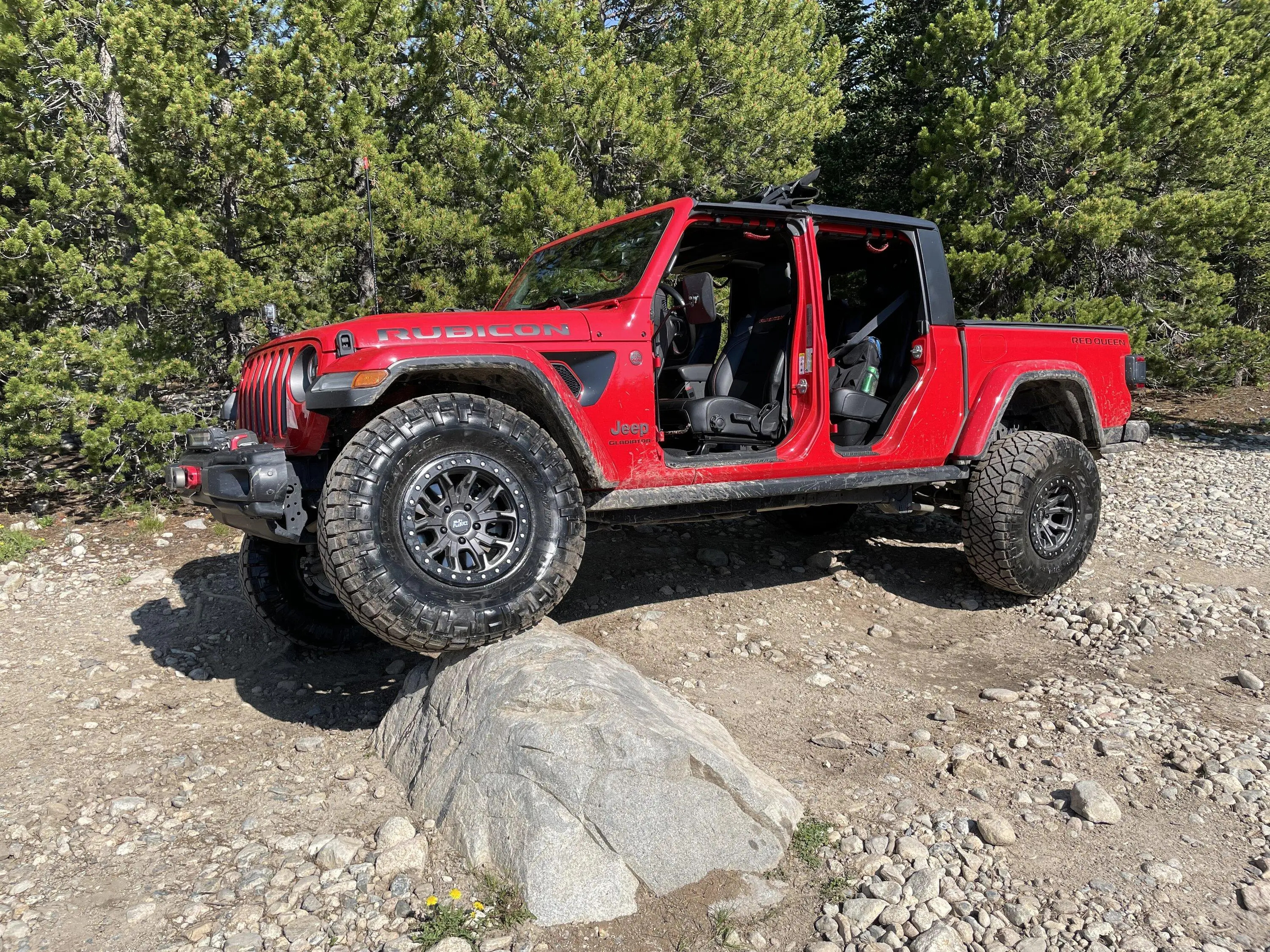 Jeep Gladiator POLL: Should I Buy A Soft Top ? D6D61724-1193-427F-9847-B324D498C59E