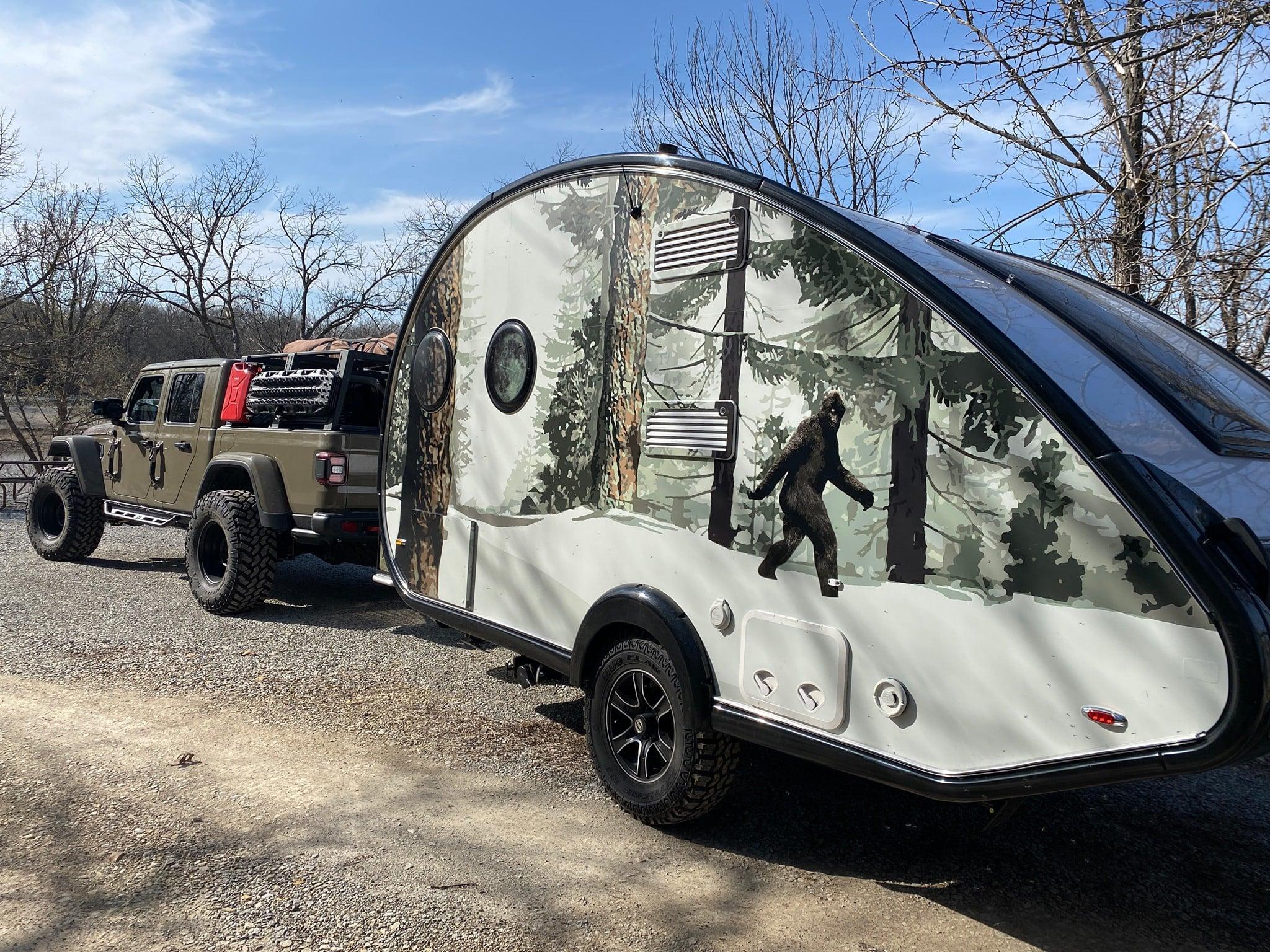 Jeep Gladiator Real world towing 1600 lbs trailer 5960 Miles around the US 253504707_10225799357000309_5192284877024305283_n