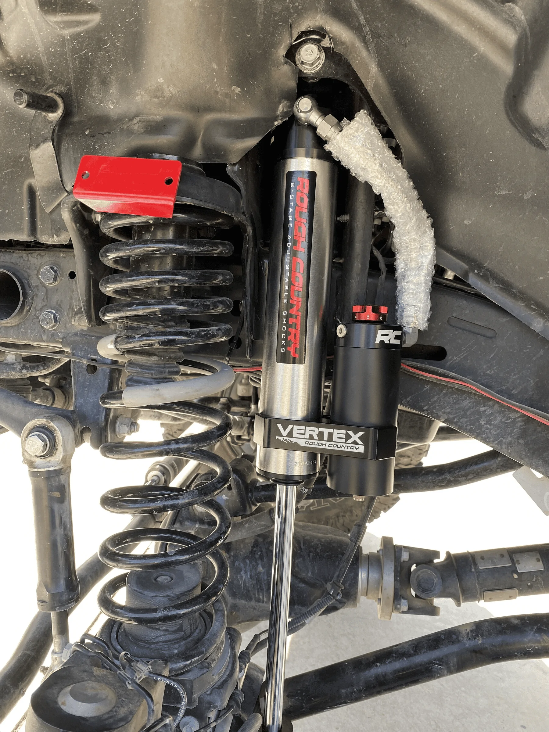 Jeep Gladiator HELP! Trouble clearing reservoir shocks 1659570631384