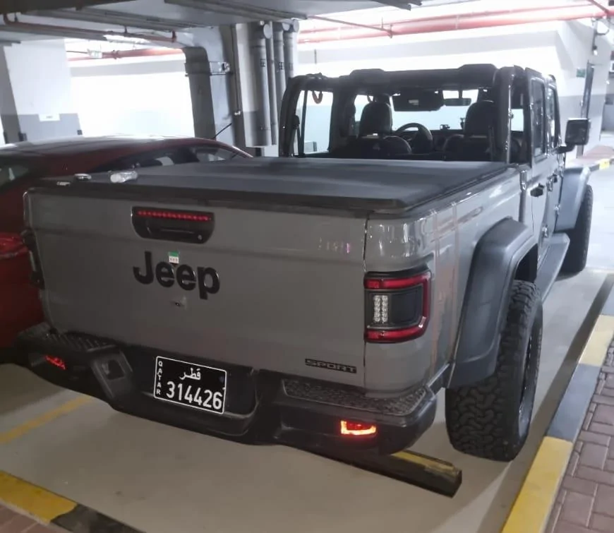 Jeep Gladiator Oracle flush taillight on non-US Gladiator Glad