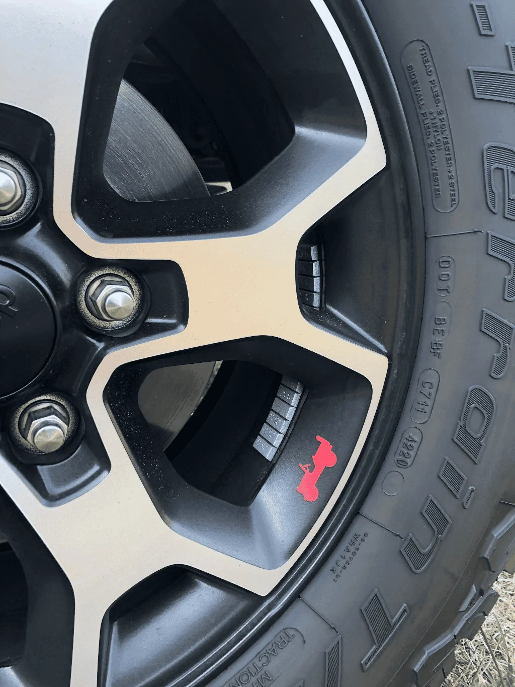 Jeep Gladiator OEM wheel balancing weights 1659648228540
