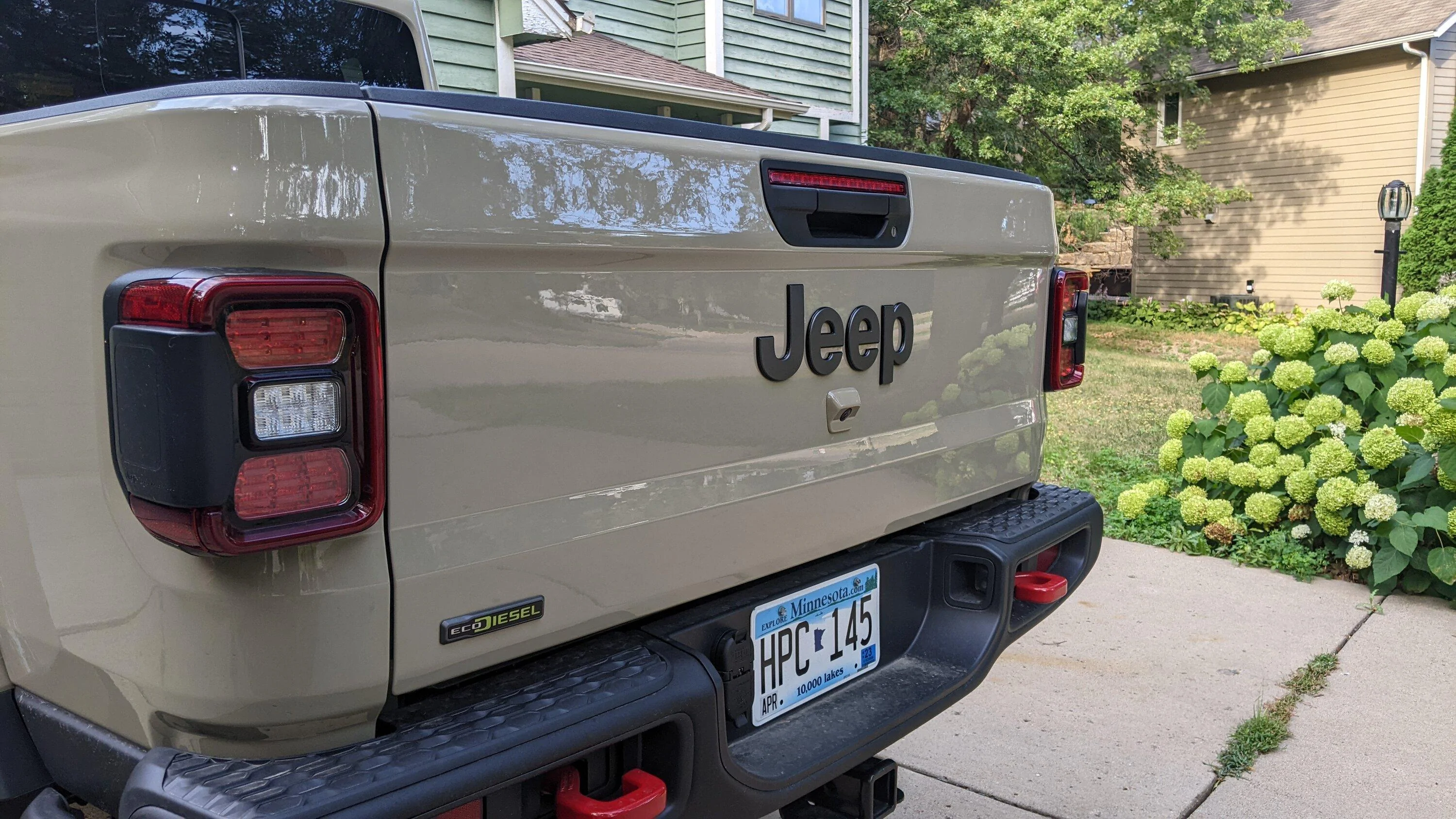 Jeep Gladiator Separating Tailgate Letters PXL_20220805_231158064