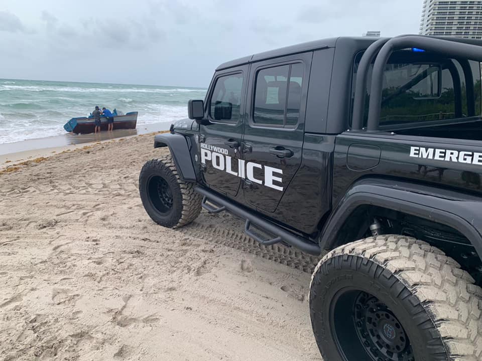 Jeep Gladiator New Gladiator Police Trucks in Hollywood, FL 214392526_2924306394494368_1181031583289908067_n