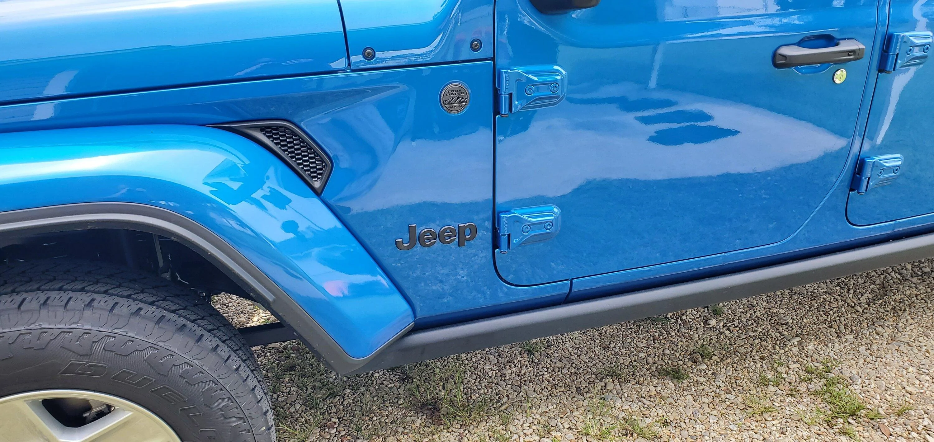 Jeep Gladiator My new '22 Sport (Hydro Blue) 20220806_161418