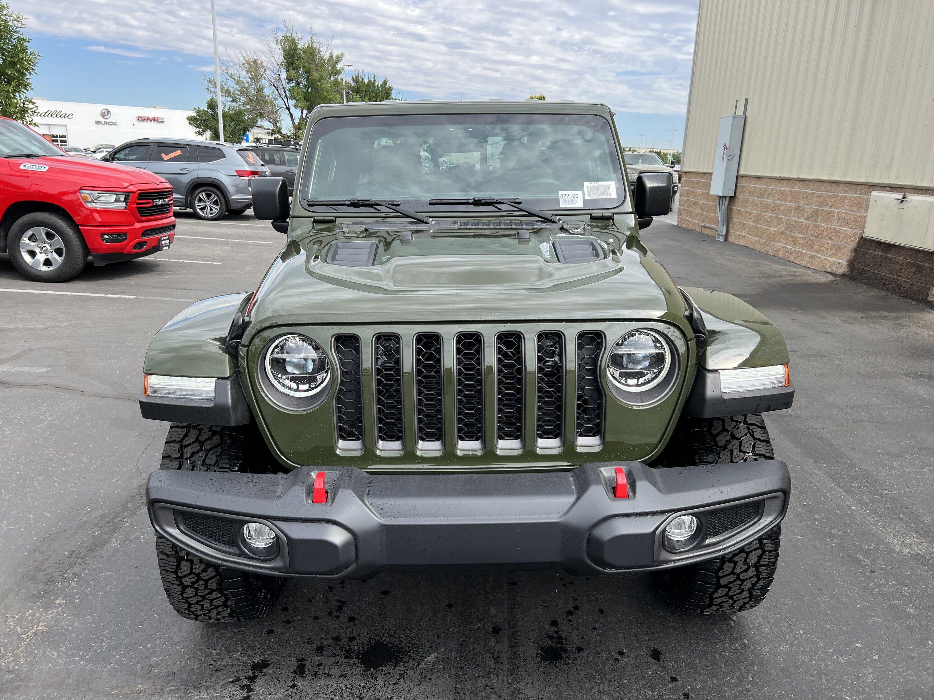 Jeep Gladiator Gladiator Window Sticker and Build Sheet Order Tracking 4CB66DCB-B1CE-4B83-82C0-065D6D3ED14D
